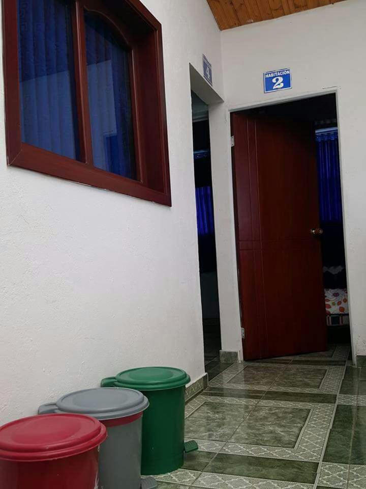 Hospedaje Puerta al Lago