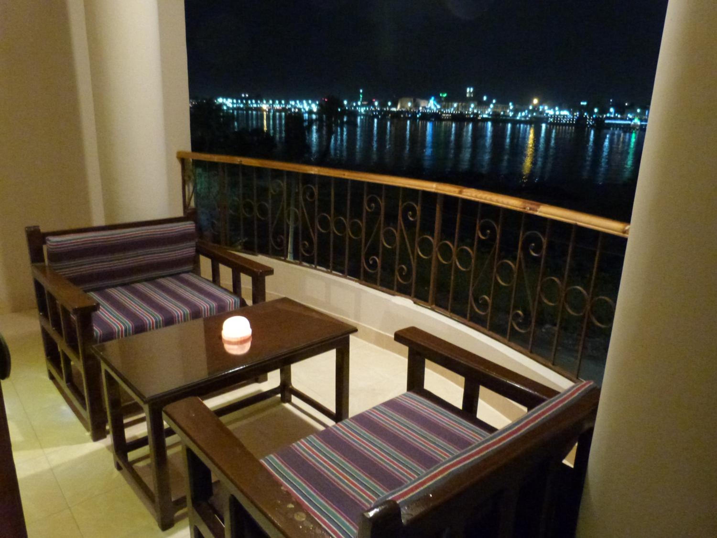 Luxor Plaza House