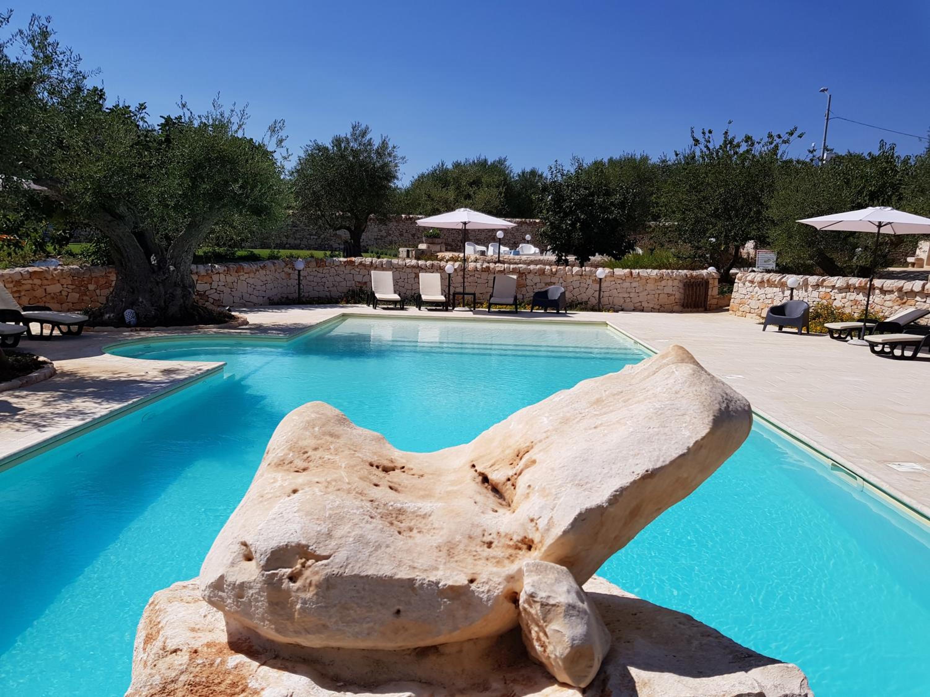 Almapetra Trulli Resort