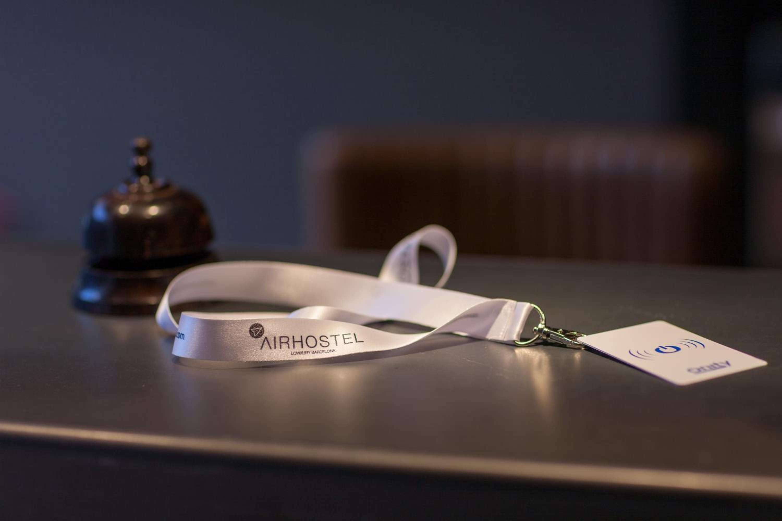 Airhostel Barcelona Airport 24h