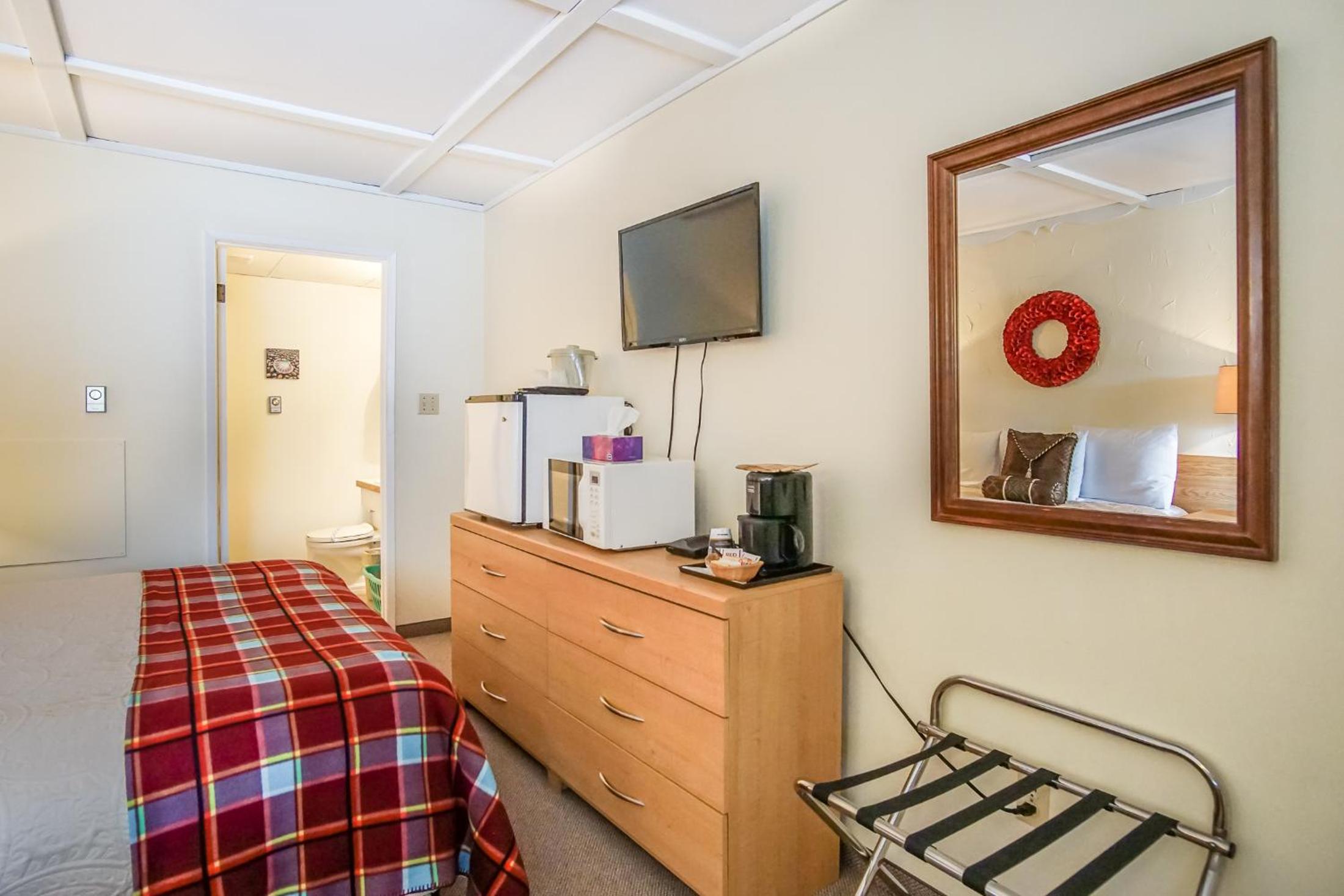Gables Motel