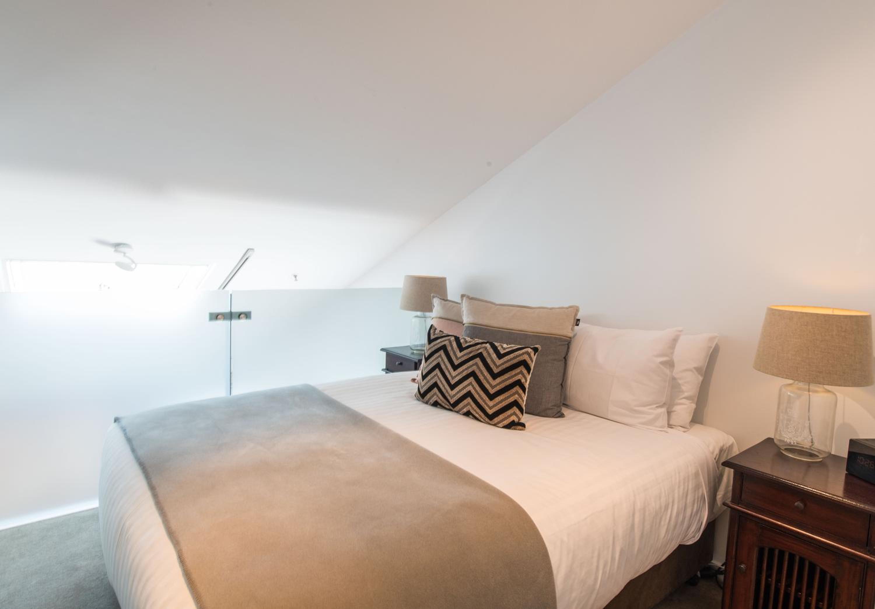 Sullivans Cove Apartments, photo 115