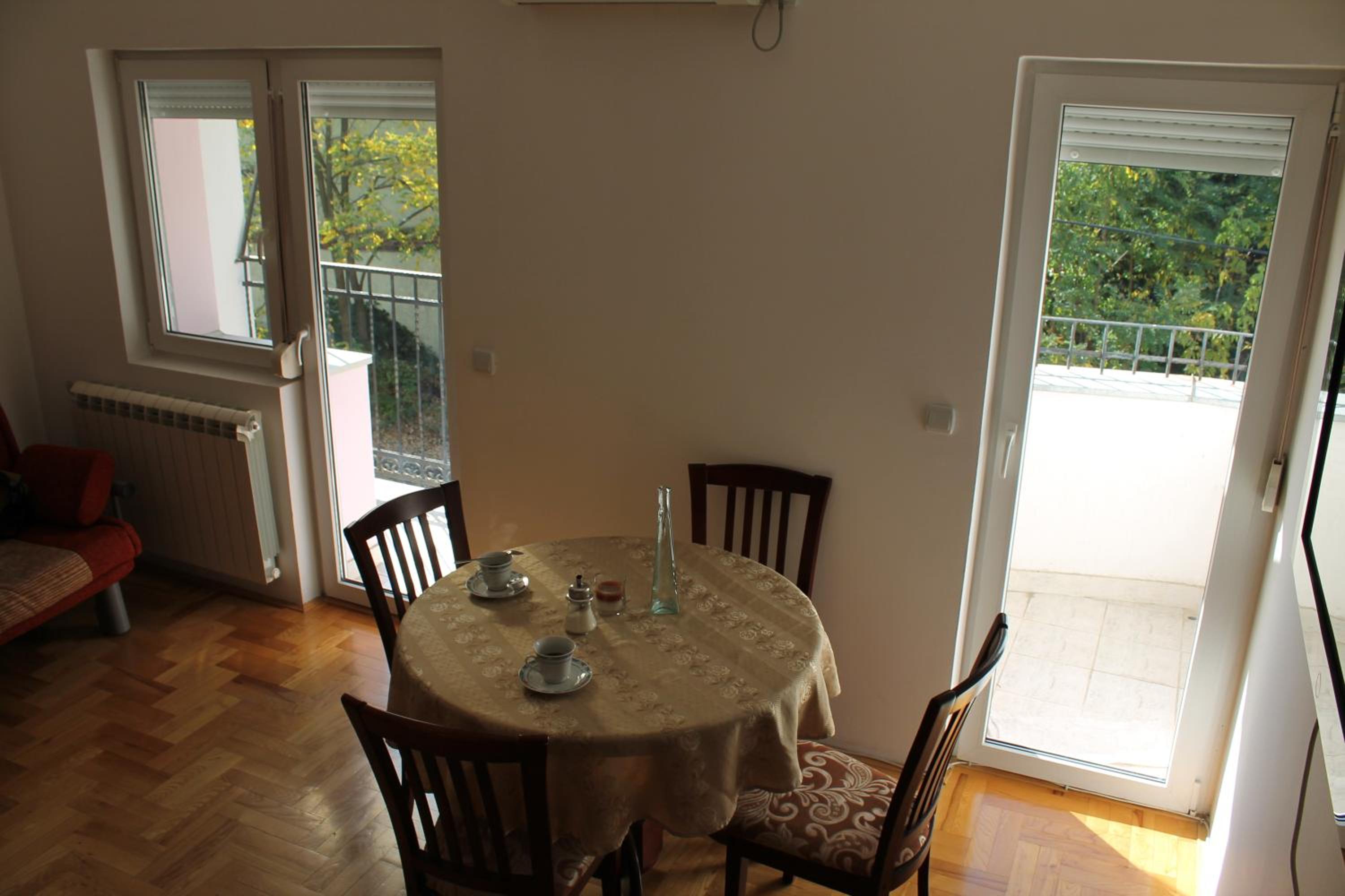Calm Apartment view 5