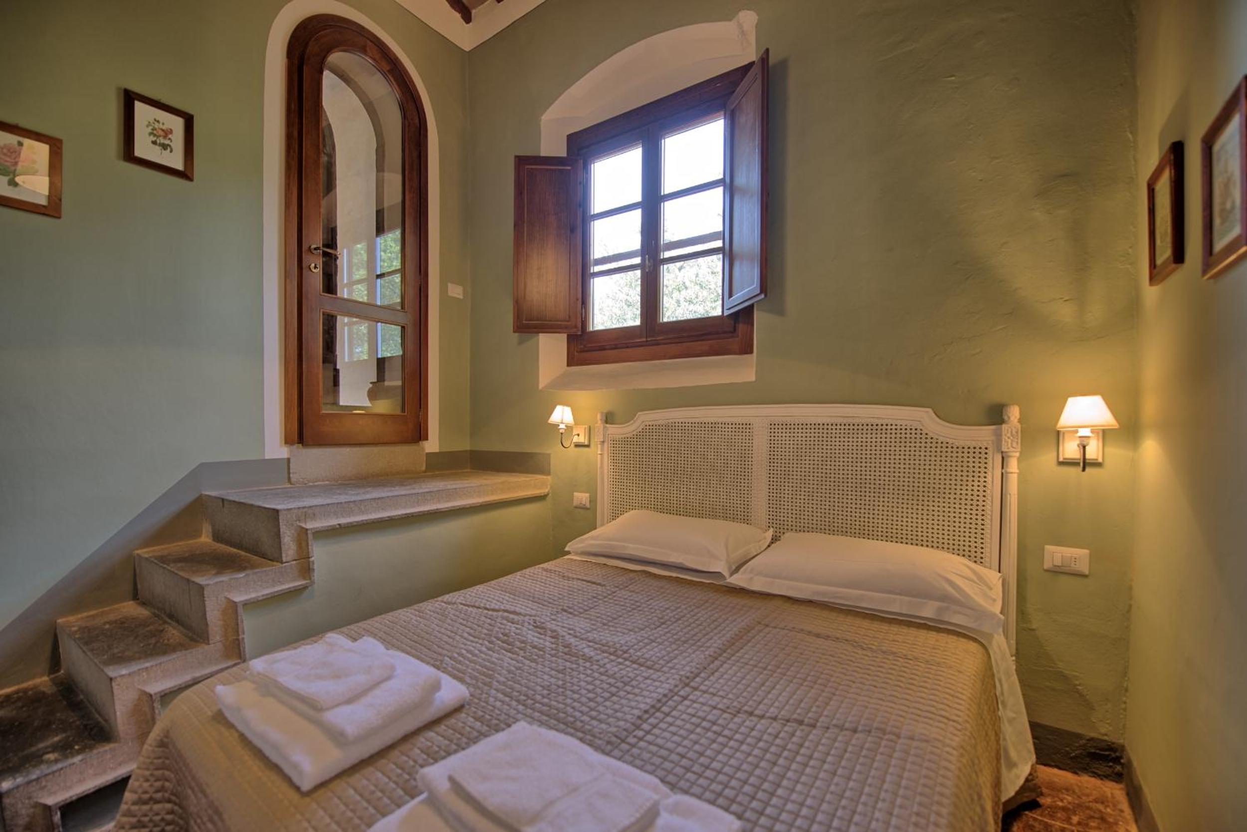 Castello di Montegufoni by PosarelliVillas