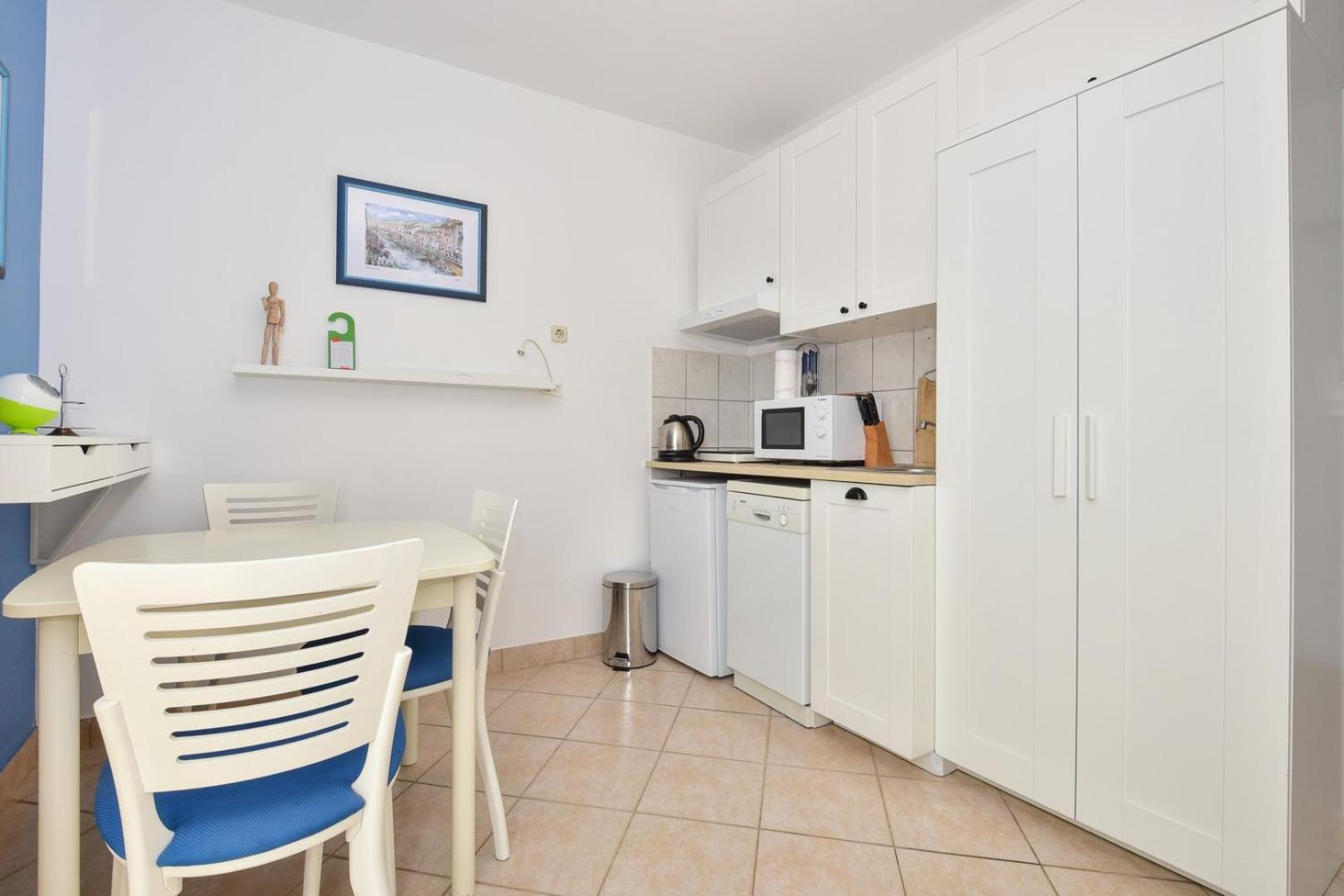 Apartment Mirna view 3