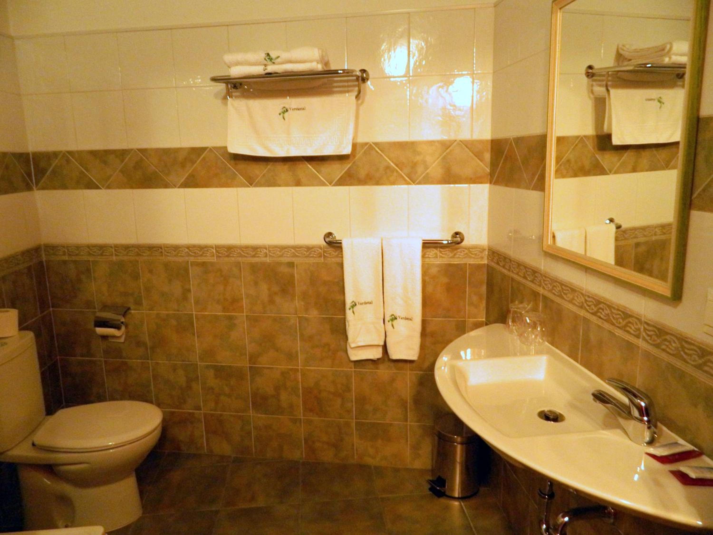 Photo 12