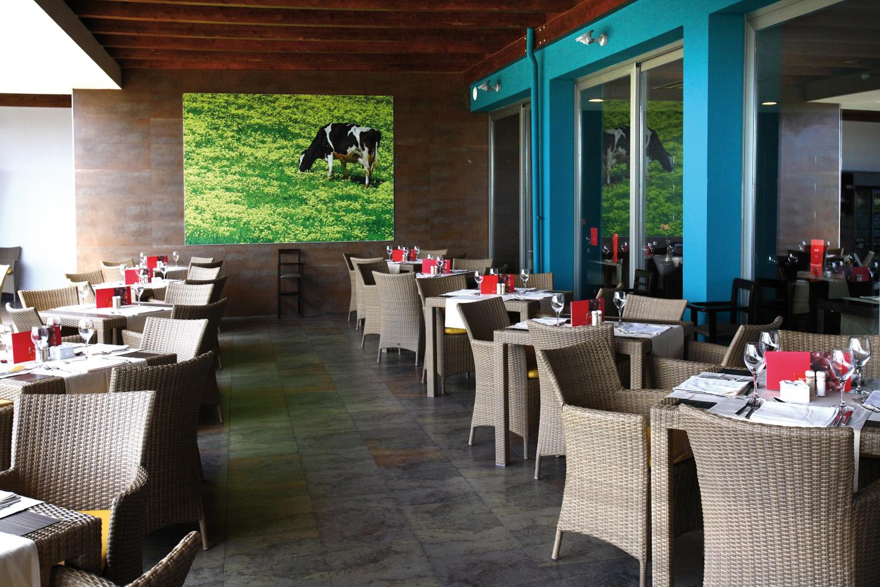 Seth Punta Prima en Punta Prima — dining