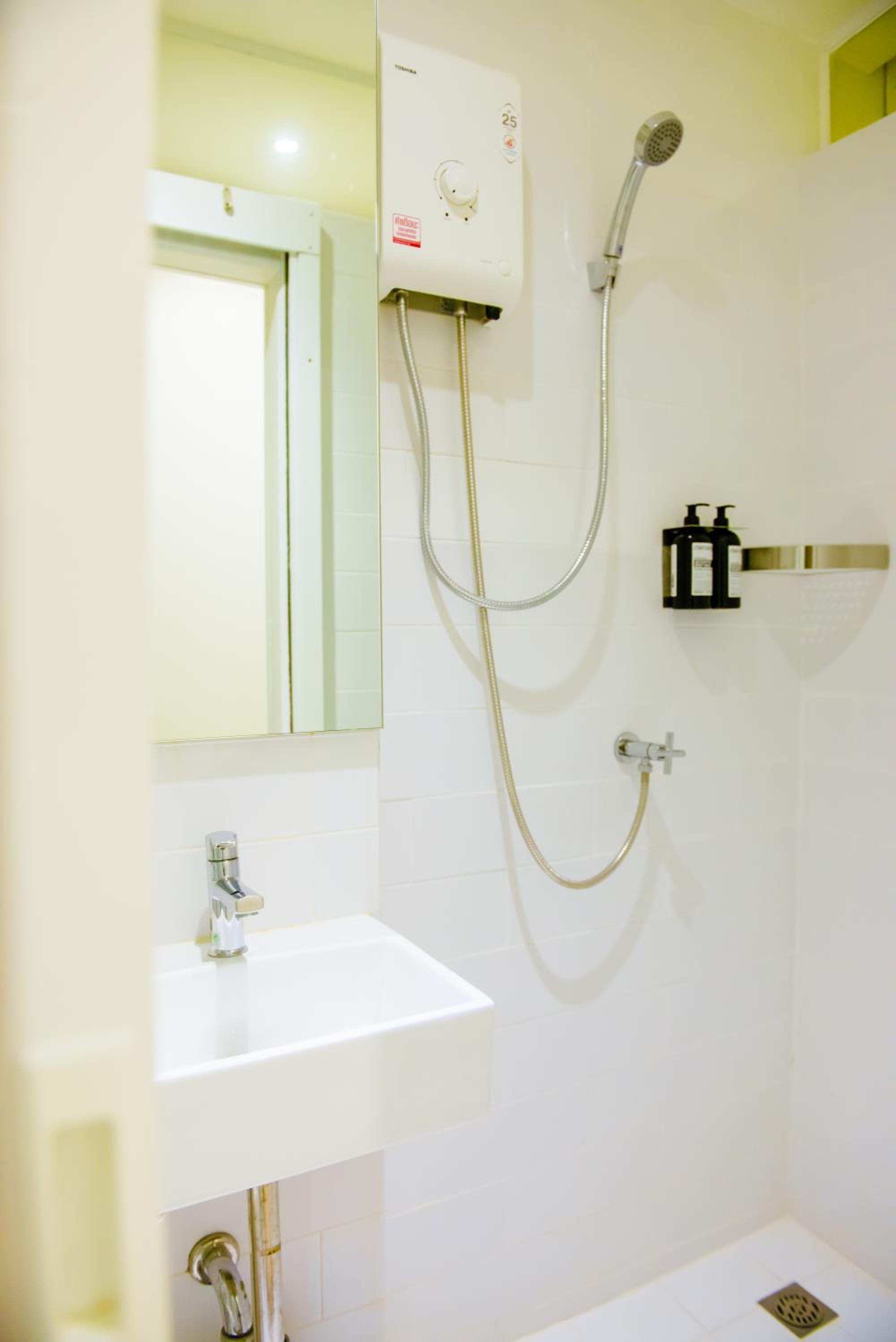 GN Luxury Hostel
