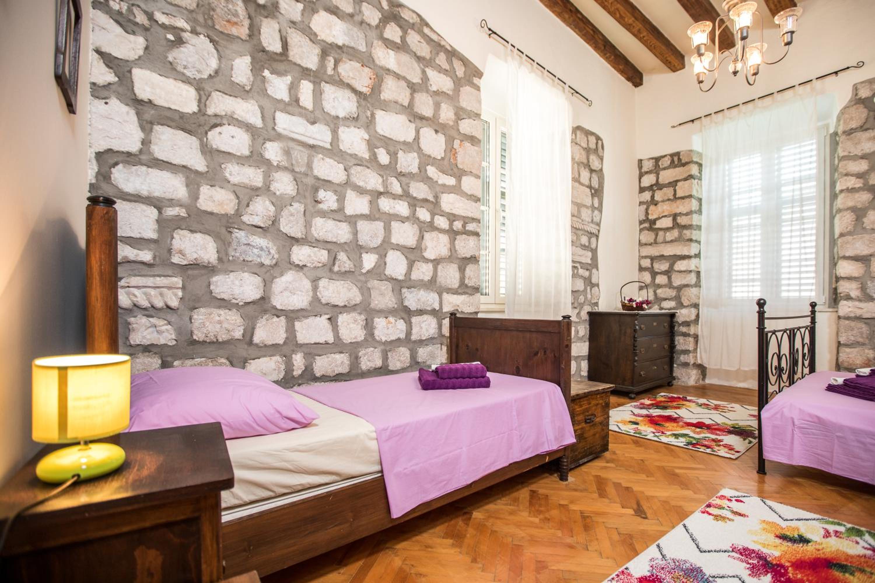 Old Palace Apartment