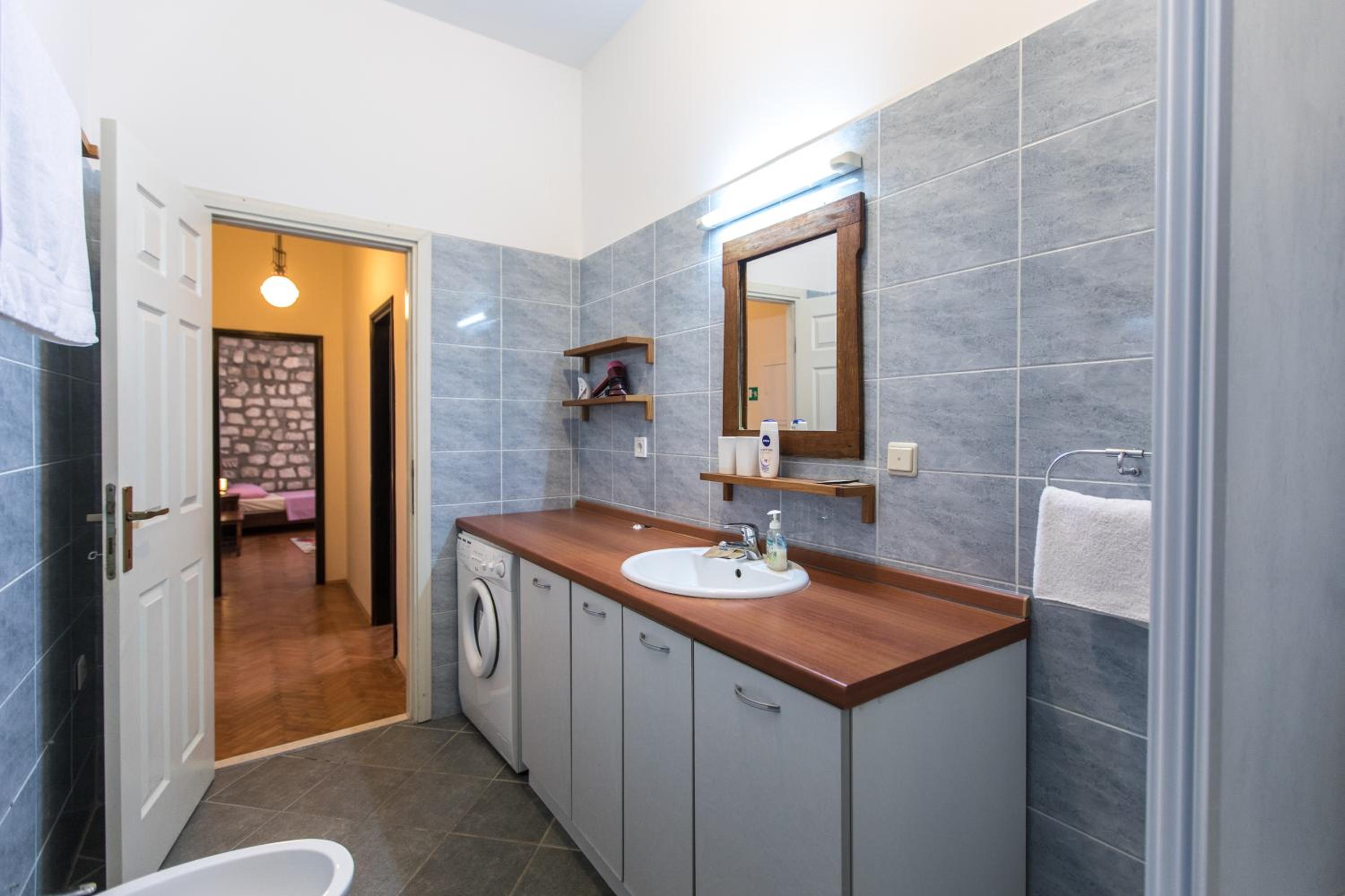 Old Palace Apartment