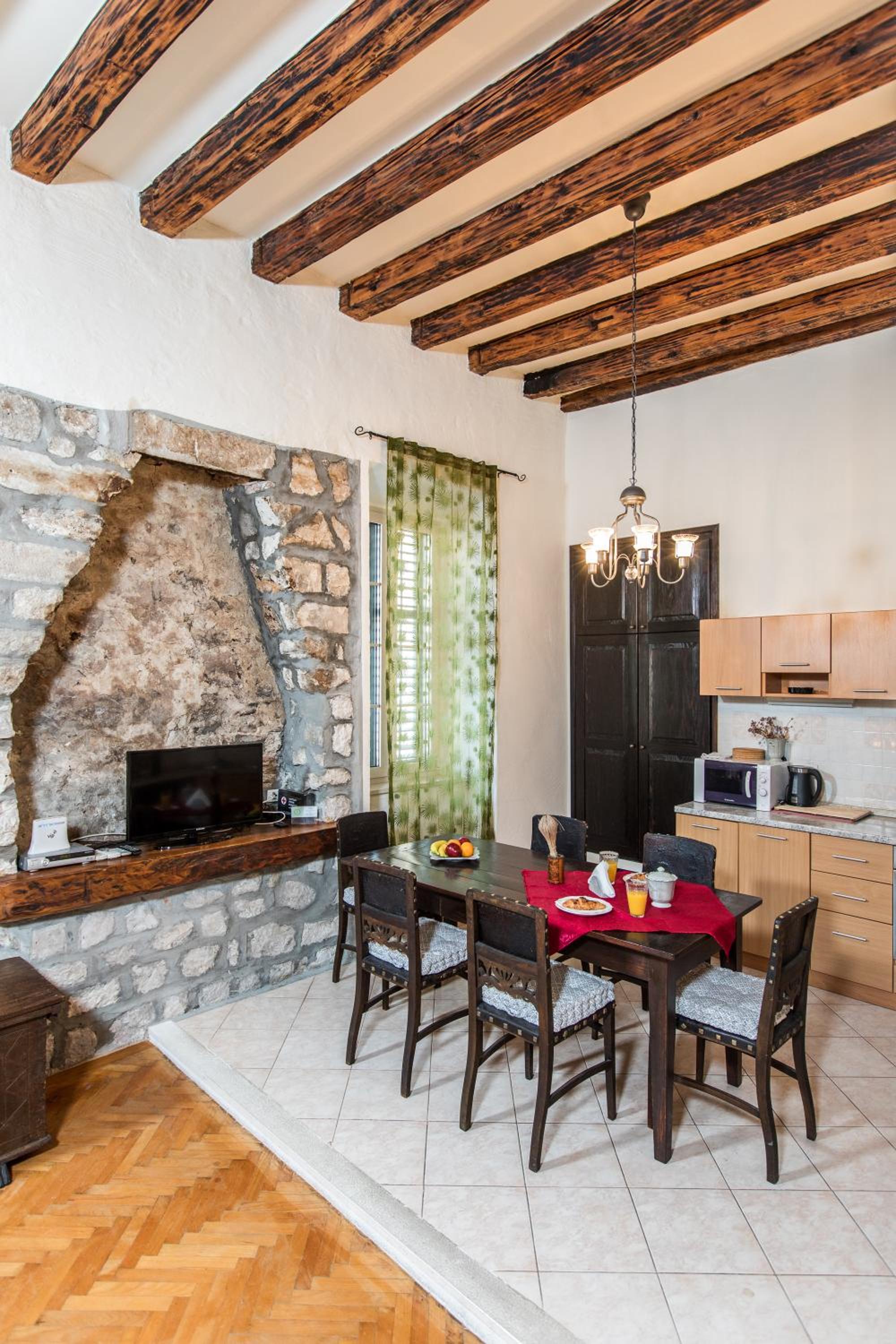 Old Palace Apartment
