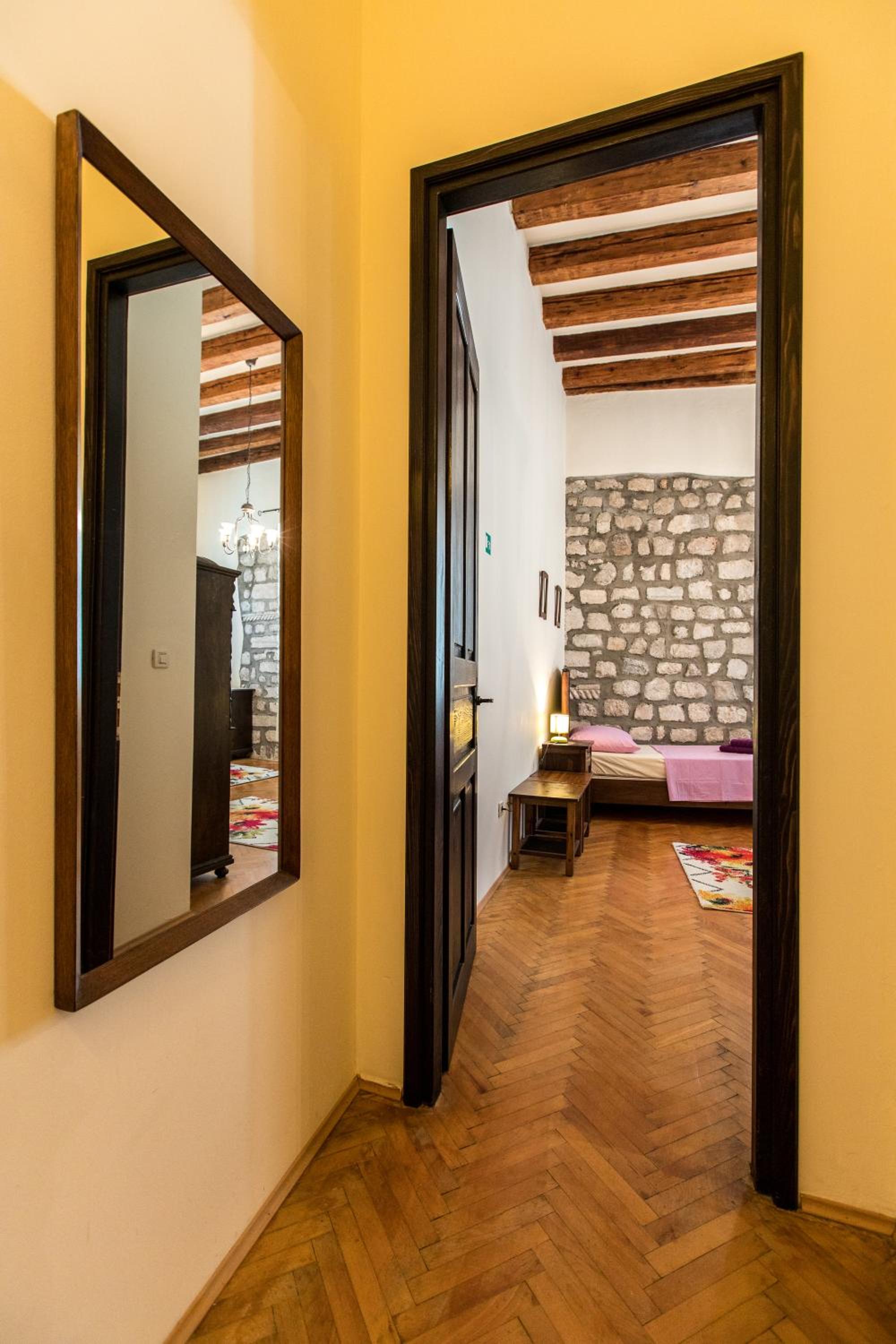 Old Palace Apartment