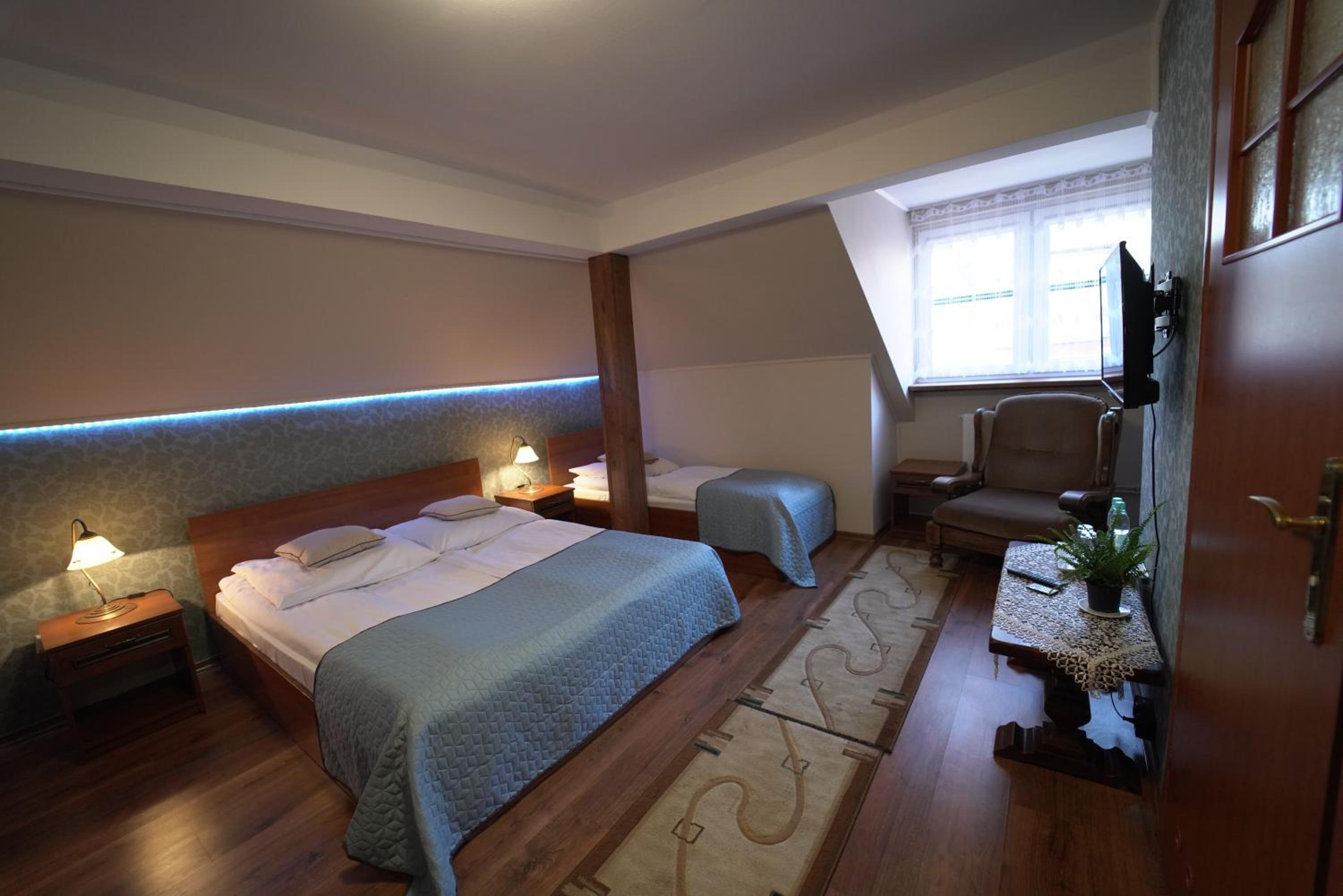 hotel room