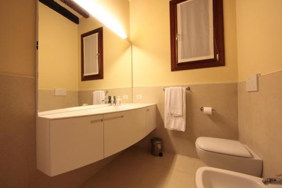 San Marco White Apartment