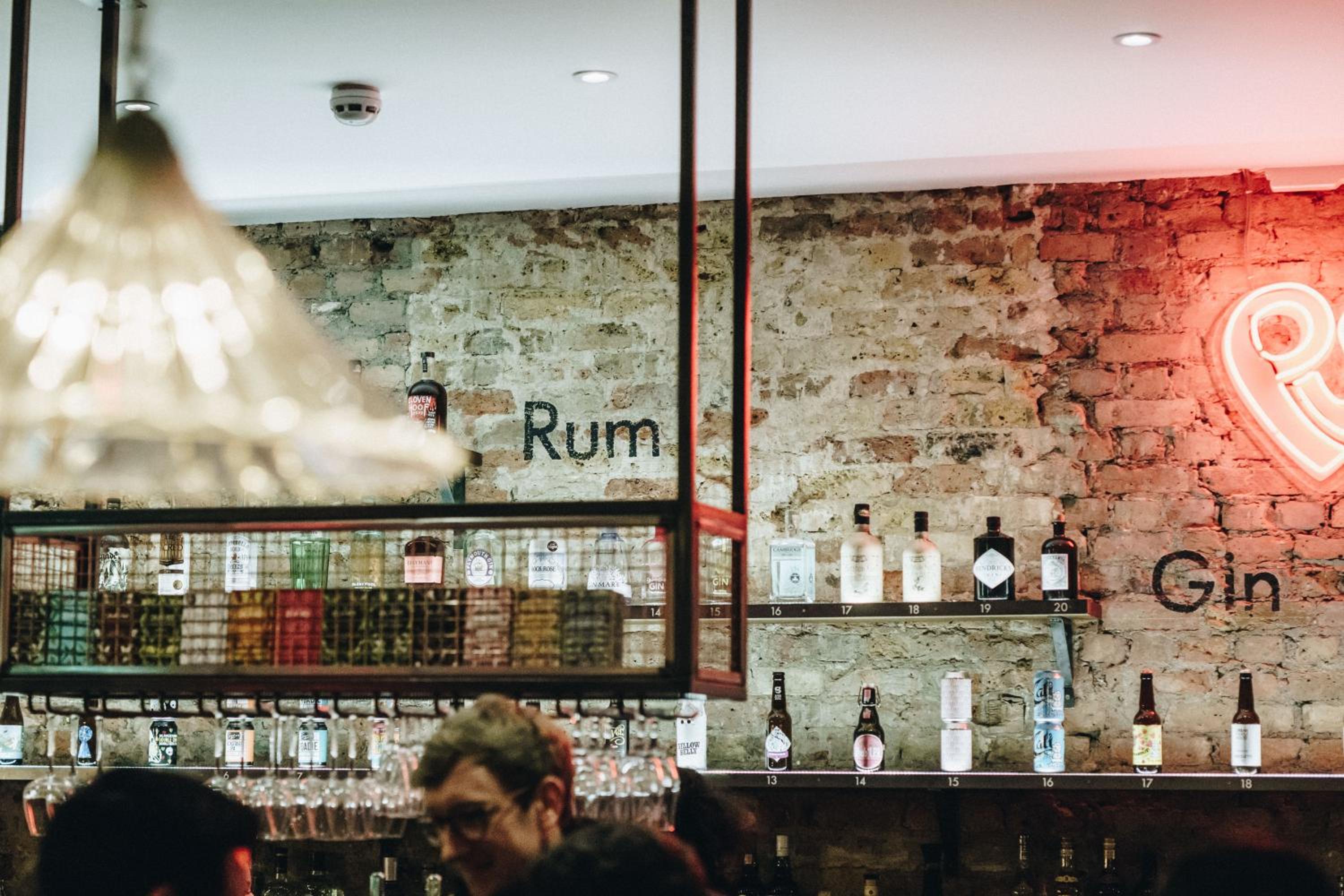 bar