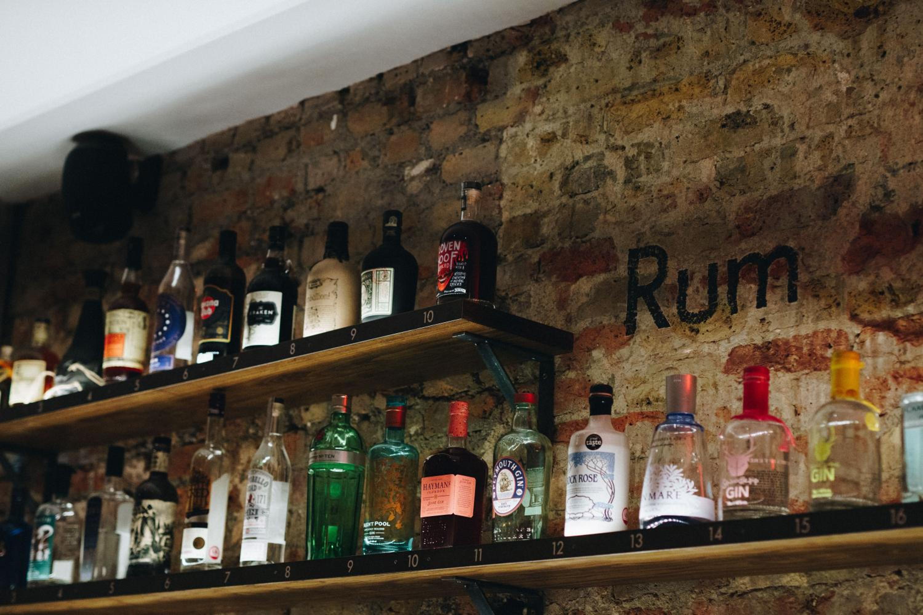 bar