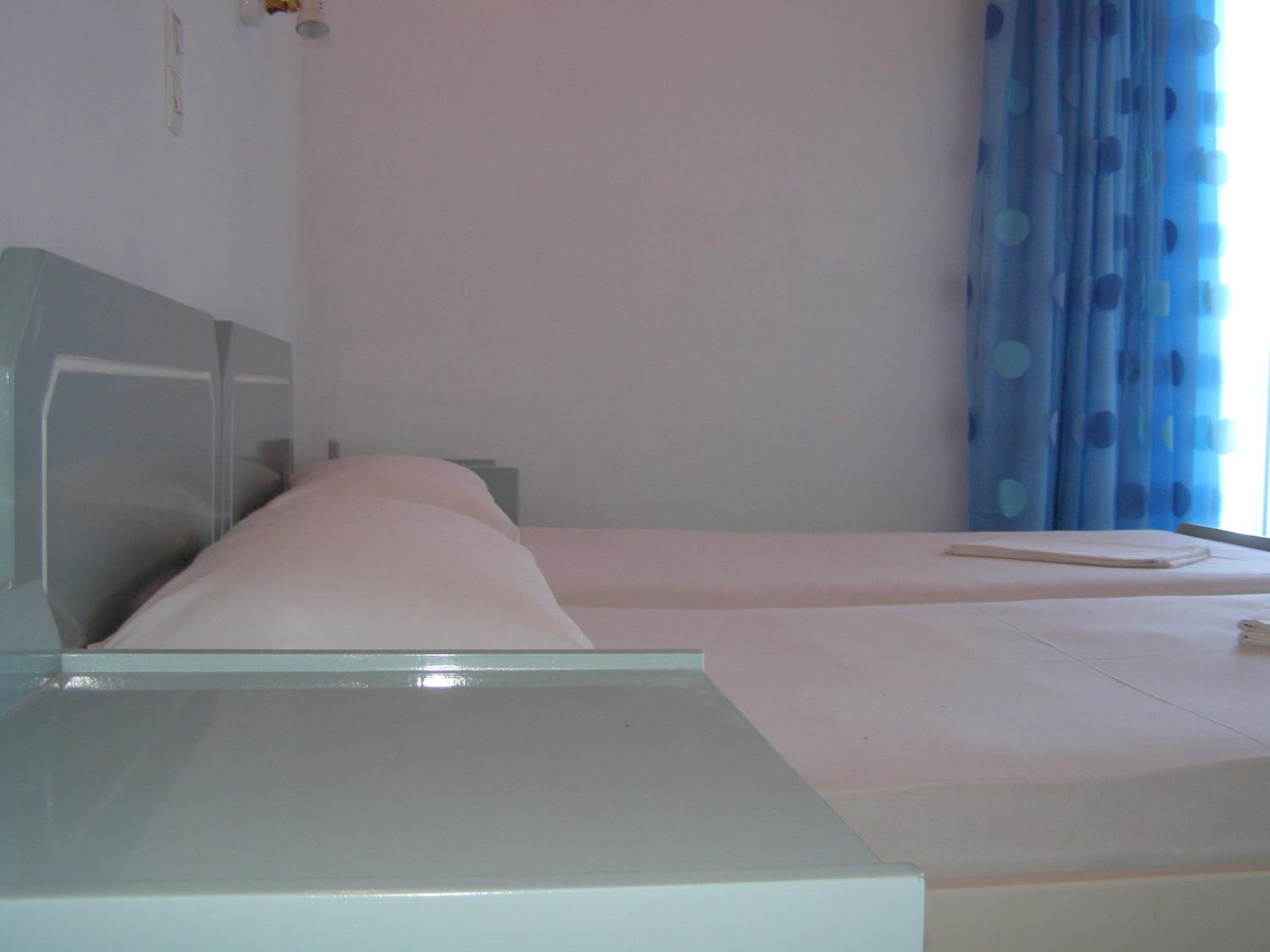 Anthemis Rooms