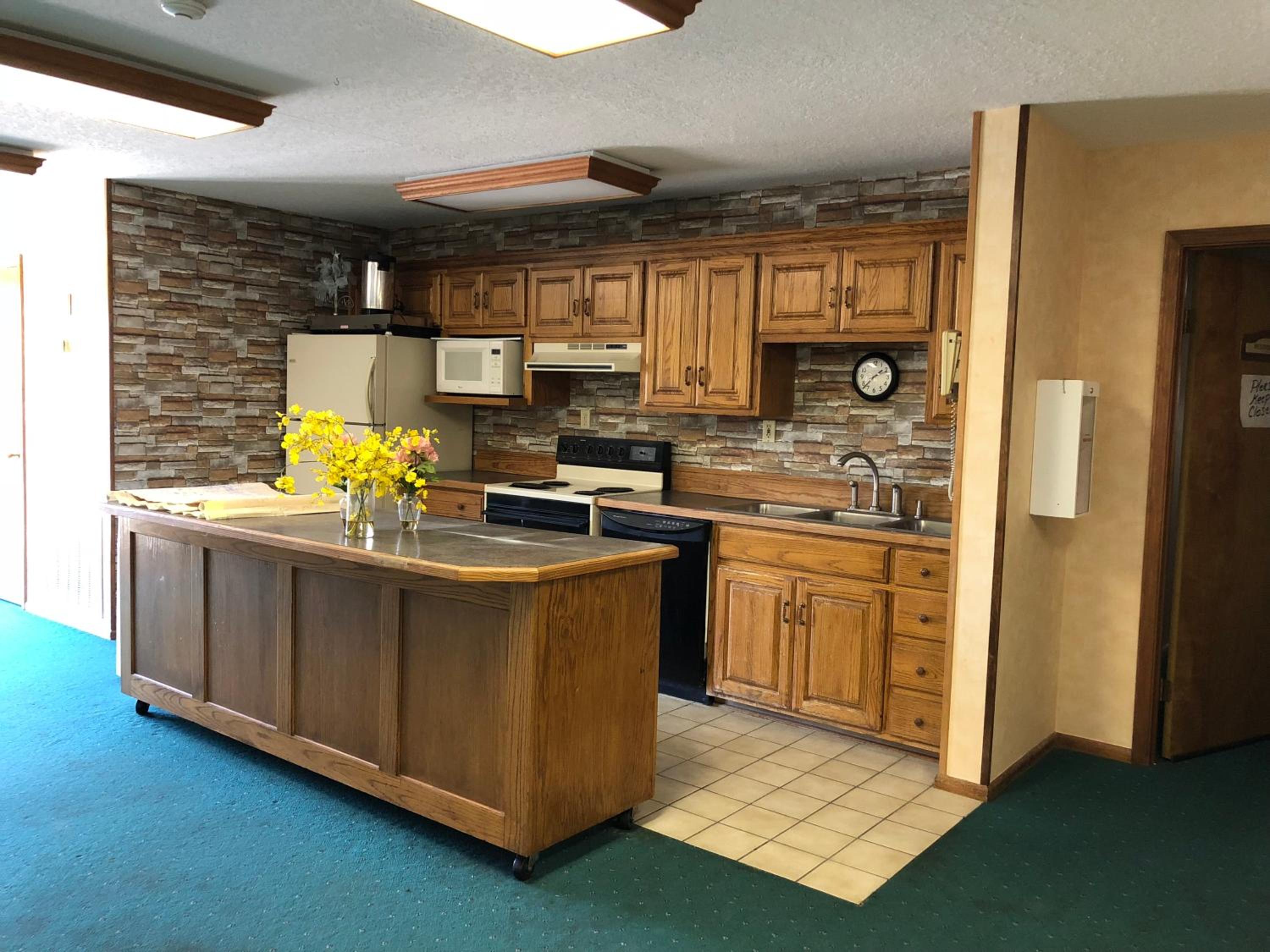 Riverwood Inn