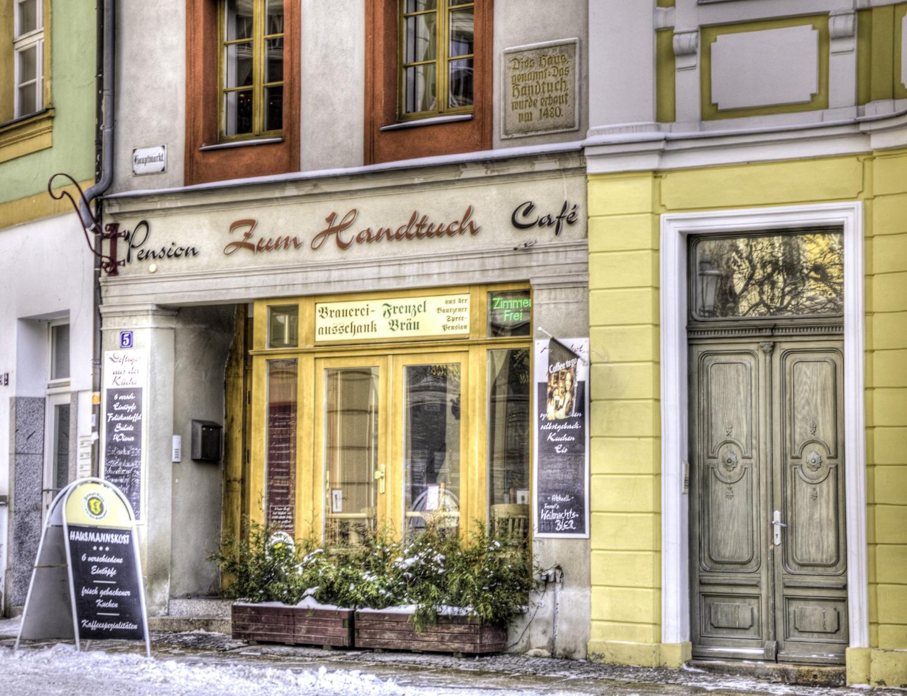 Zum Handtuch