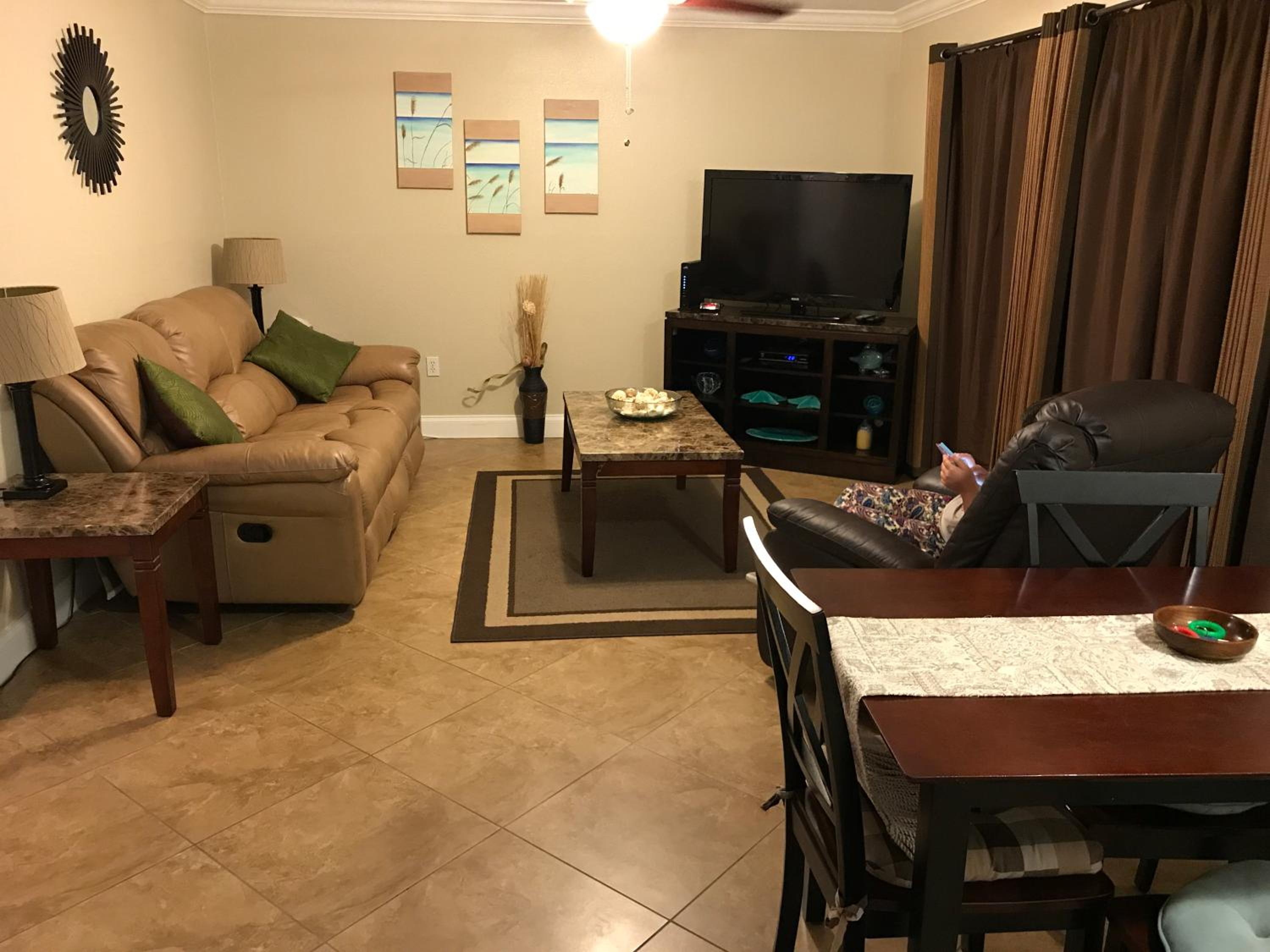 Tropical Paradise at Diplomat view 3