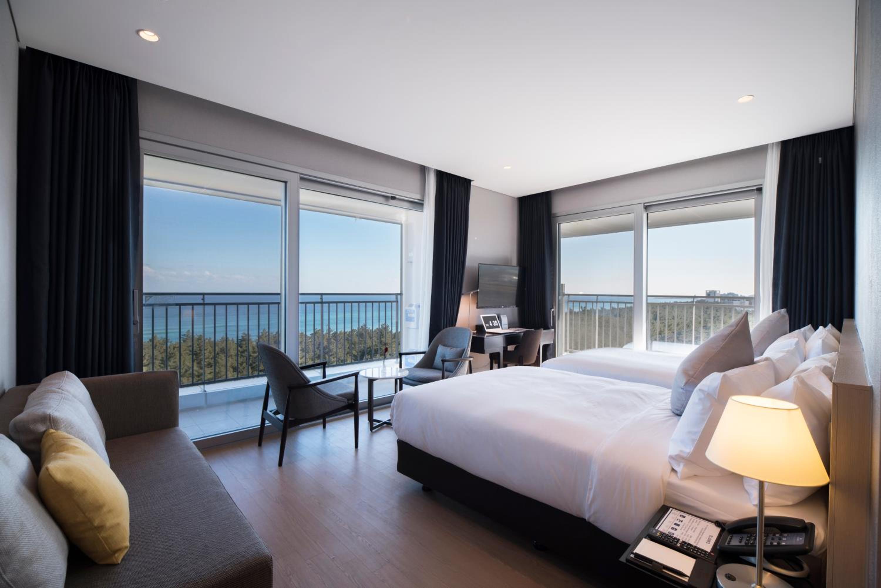 St. John's Hotel 22