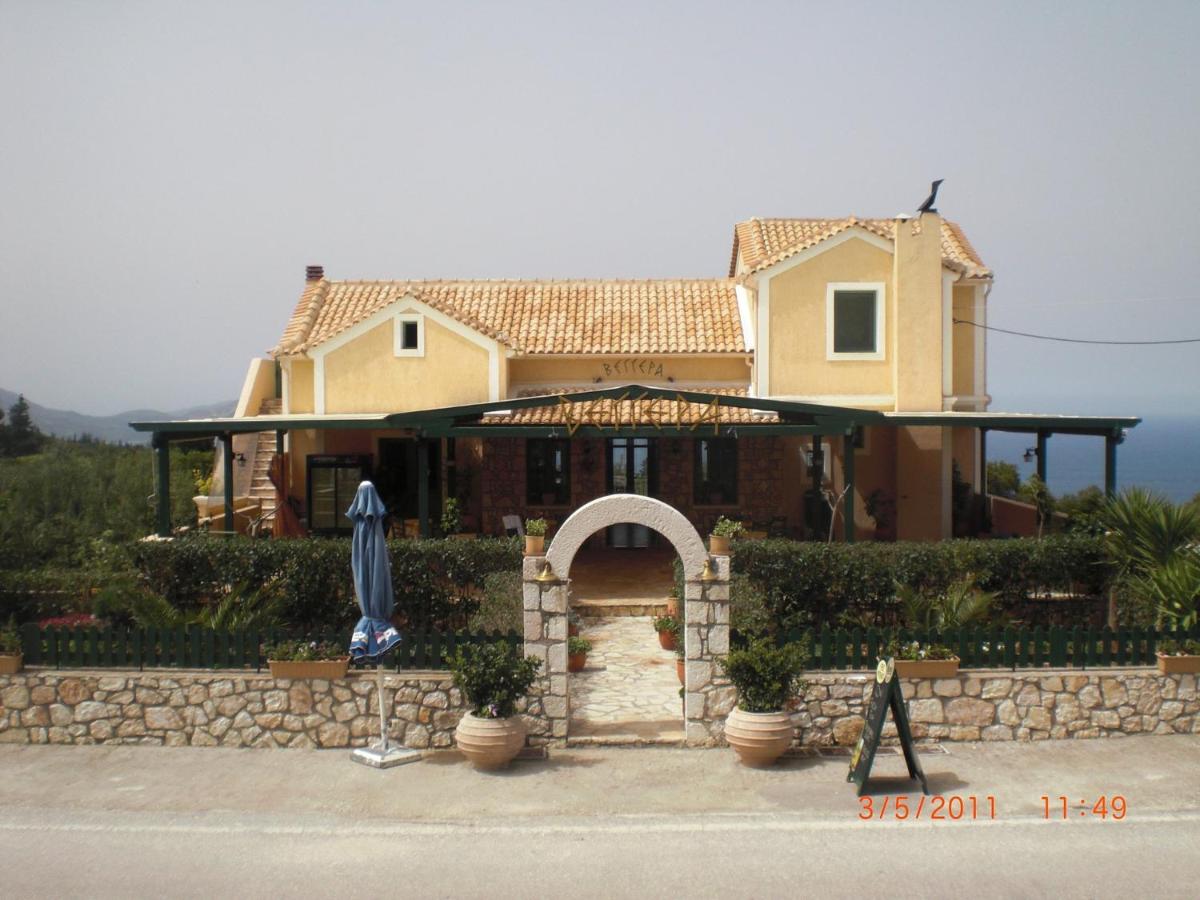 Hotel Vegera Apartment M - Image 1