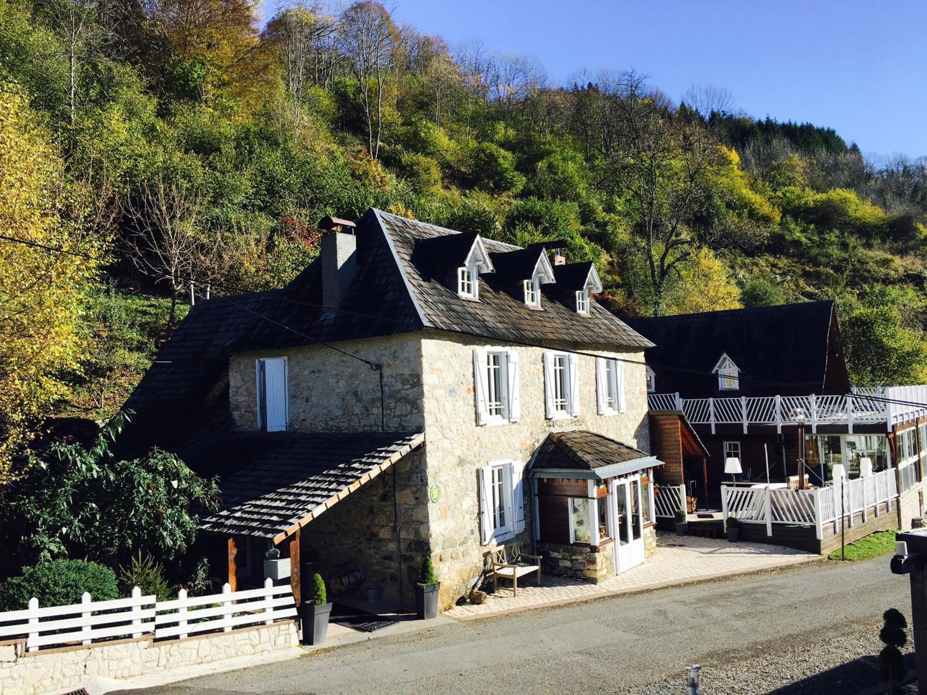 restaurant