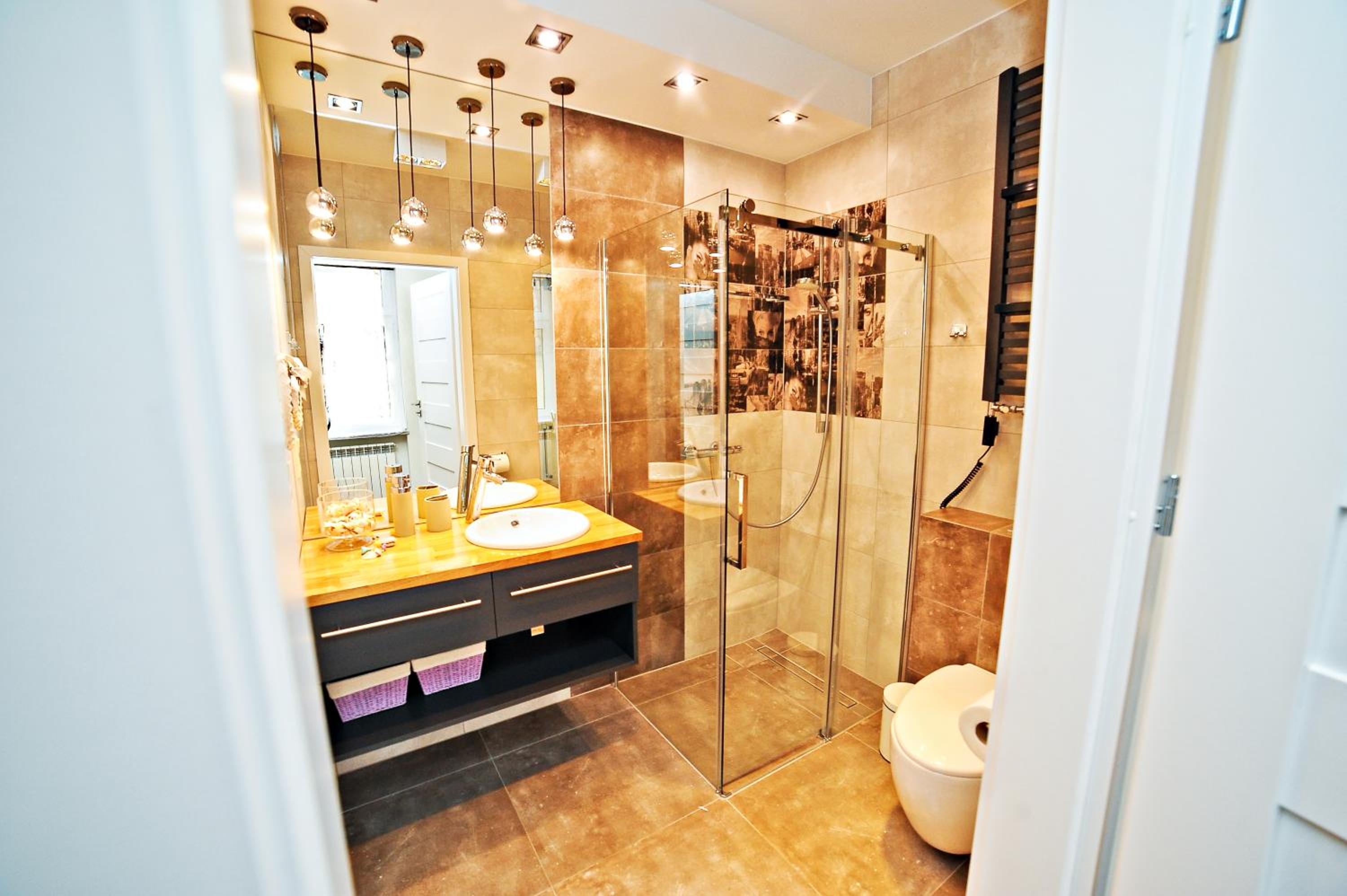 Amber Apartment by Grand Apartments view 3