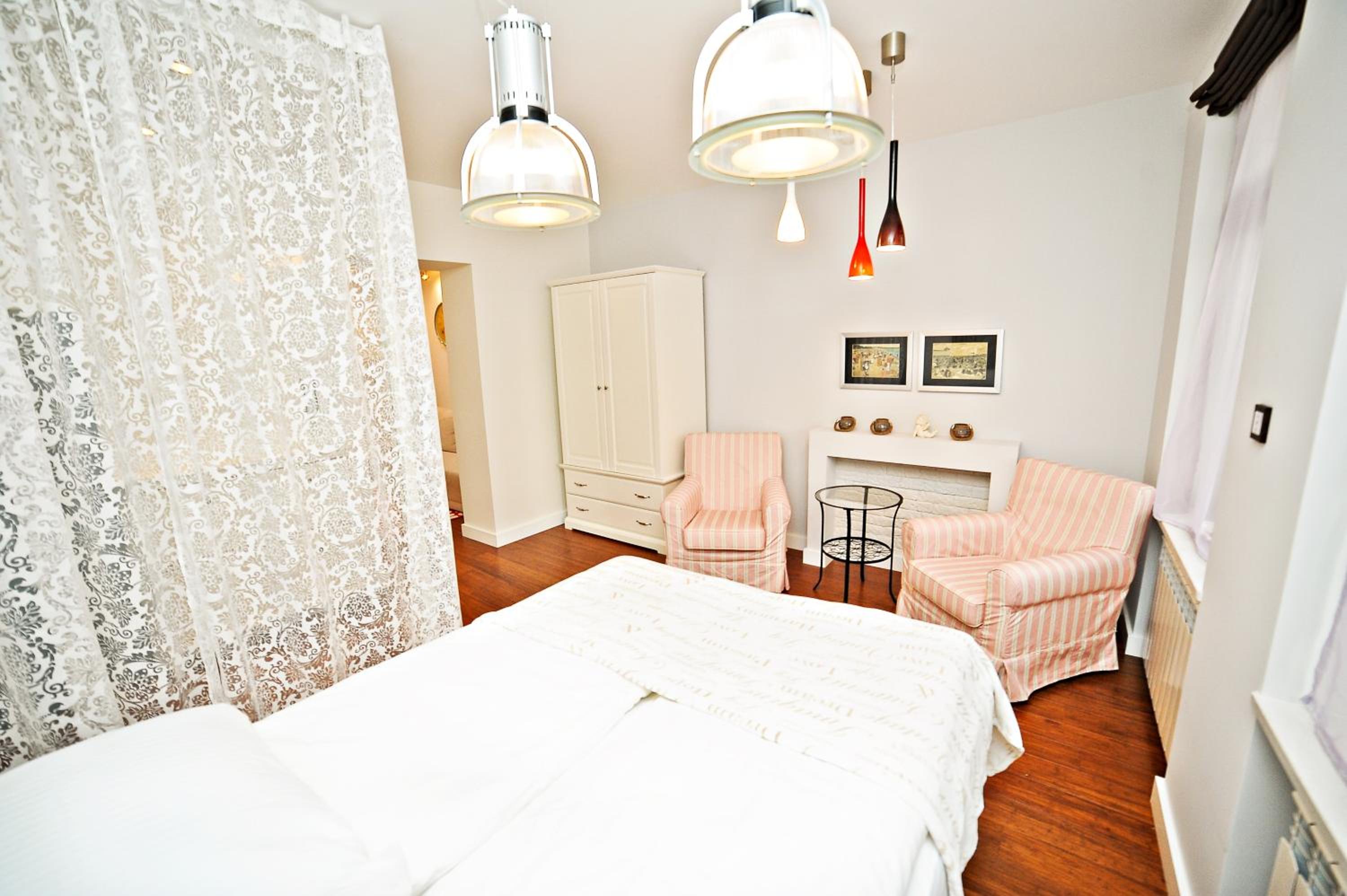 Amber Apartment by Grand Apartments view 2