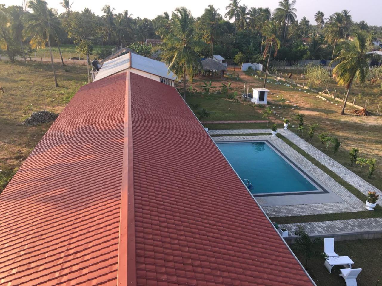 Shan Guest and Restaurant Nilaveli