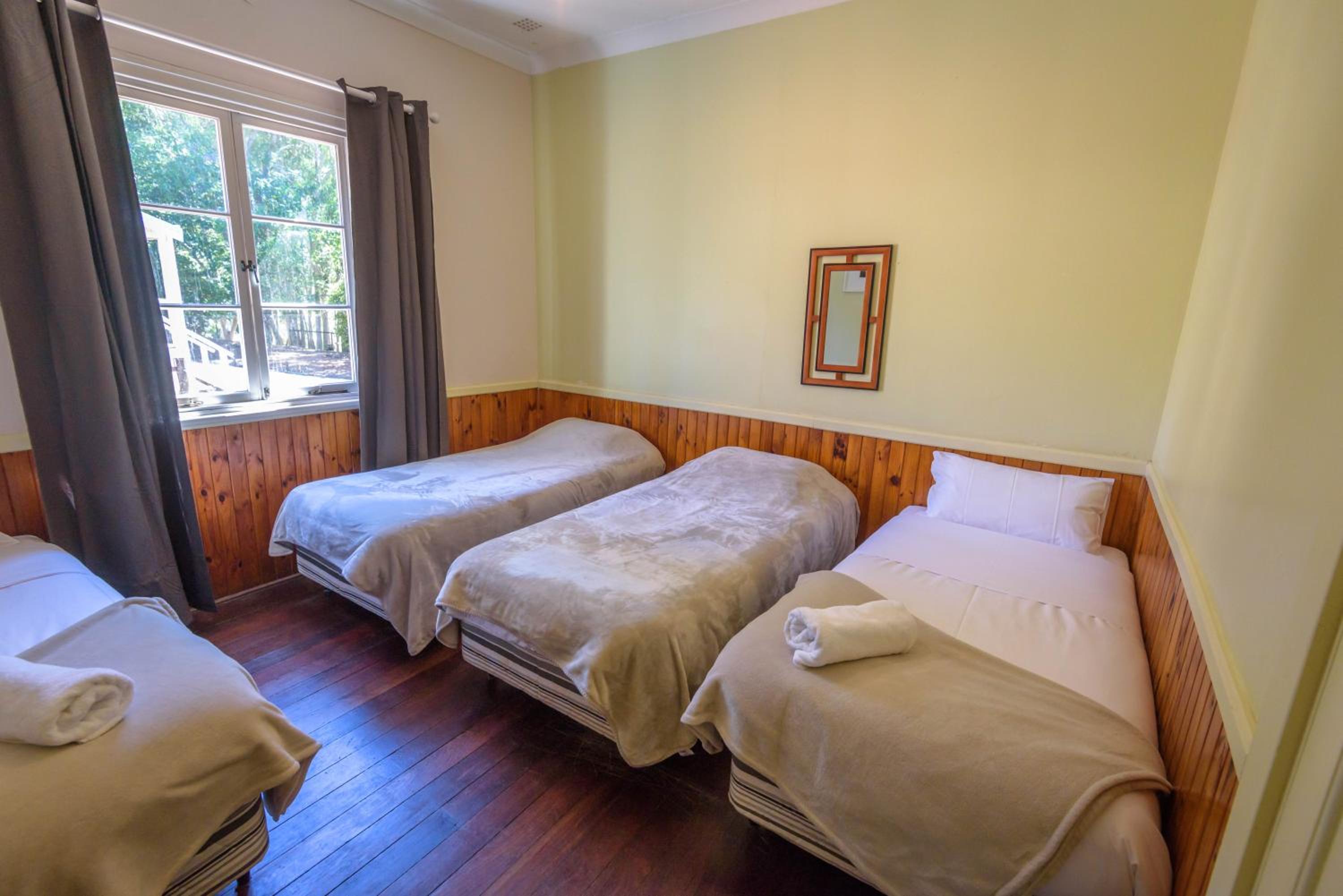 Lewana Cottages