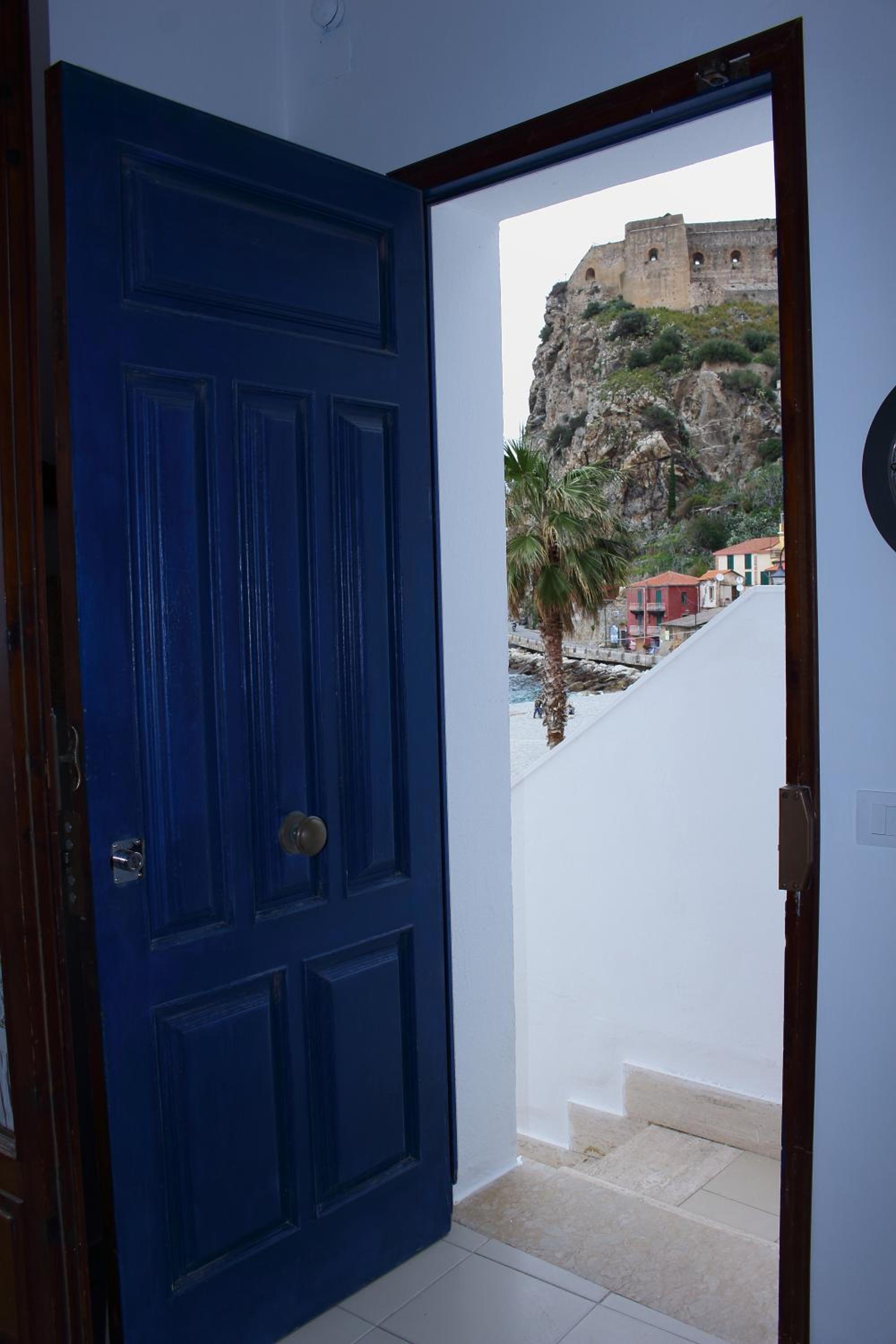 Photo 28