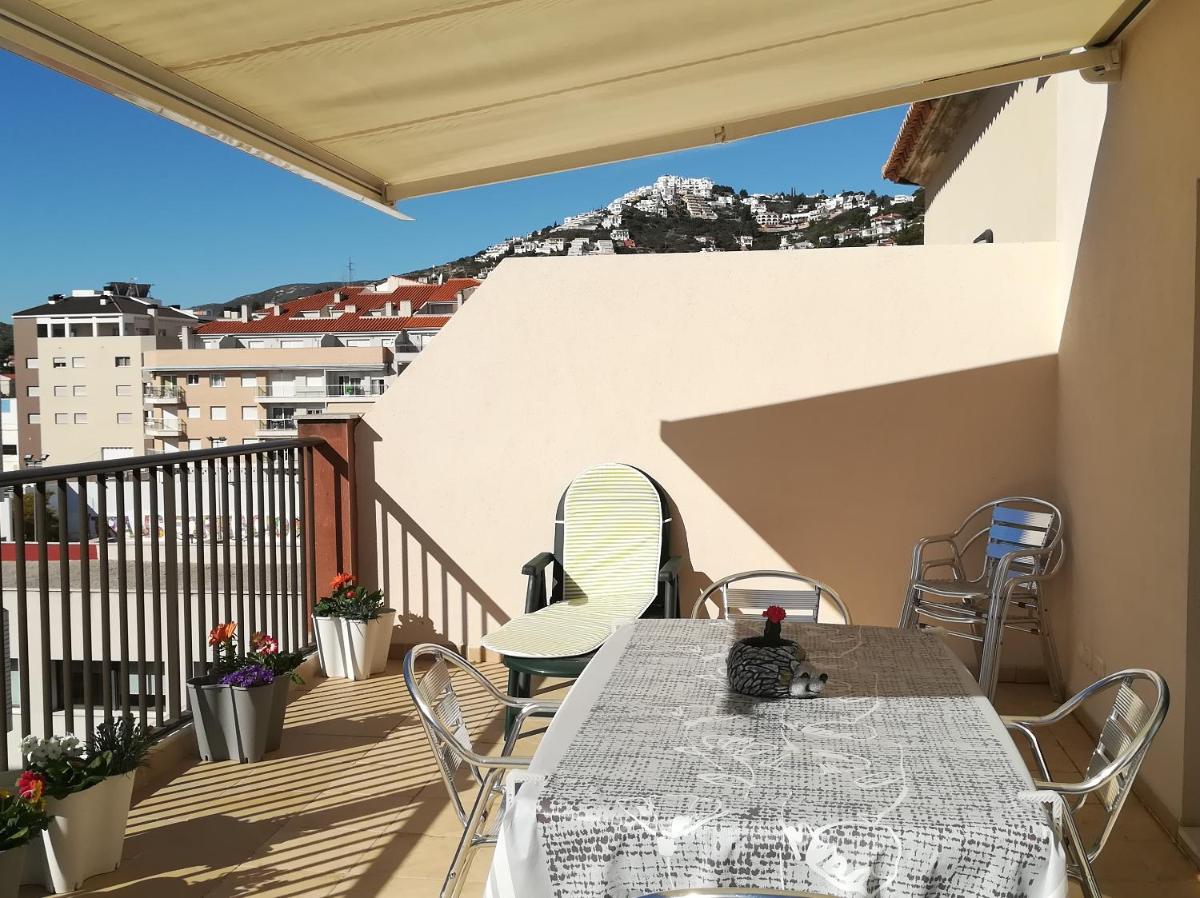 Atico Duplex con parking propio photo 2