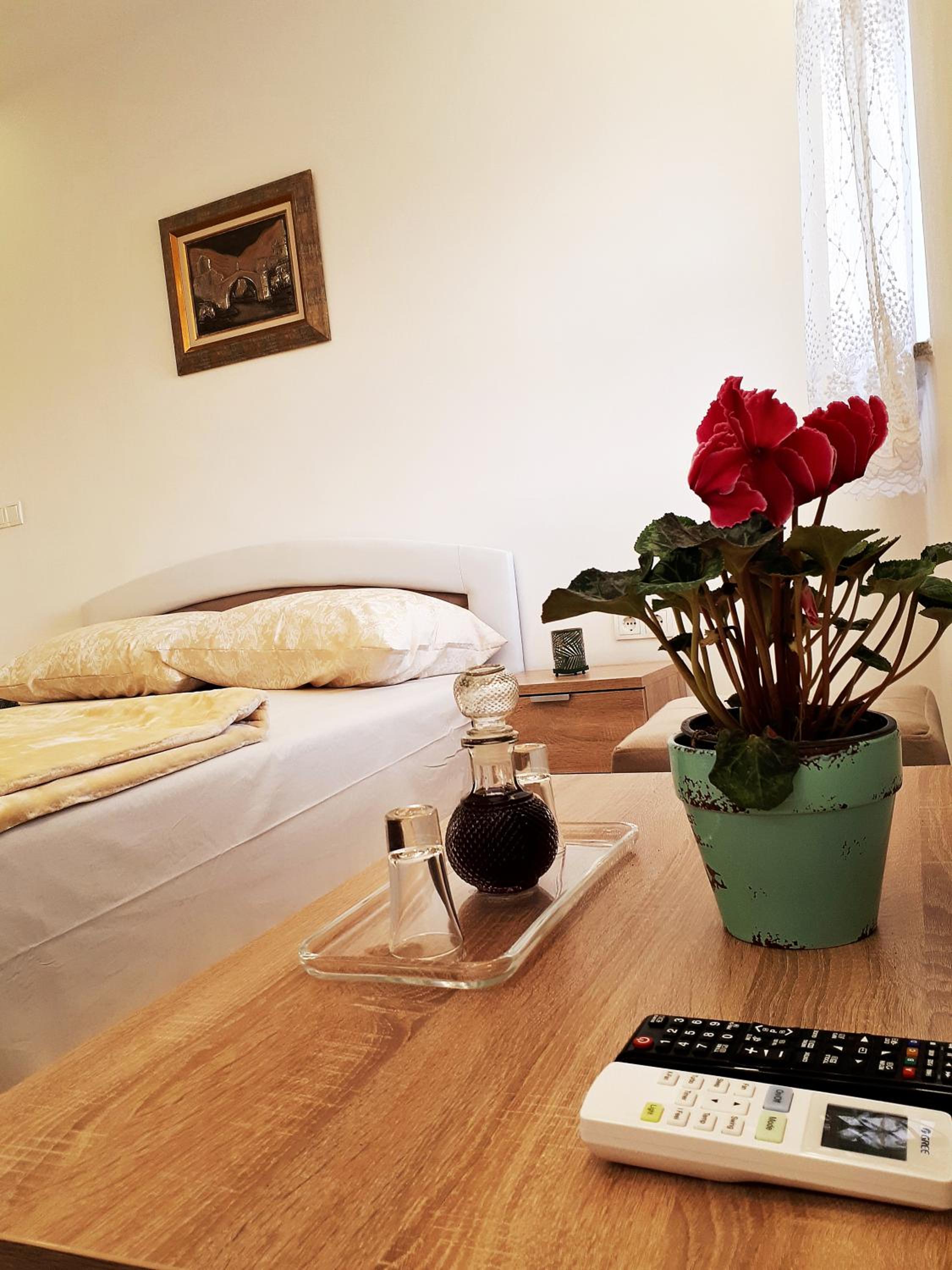 Frida Apartment en Mostar — hotel room