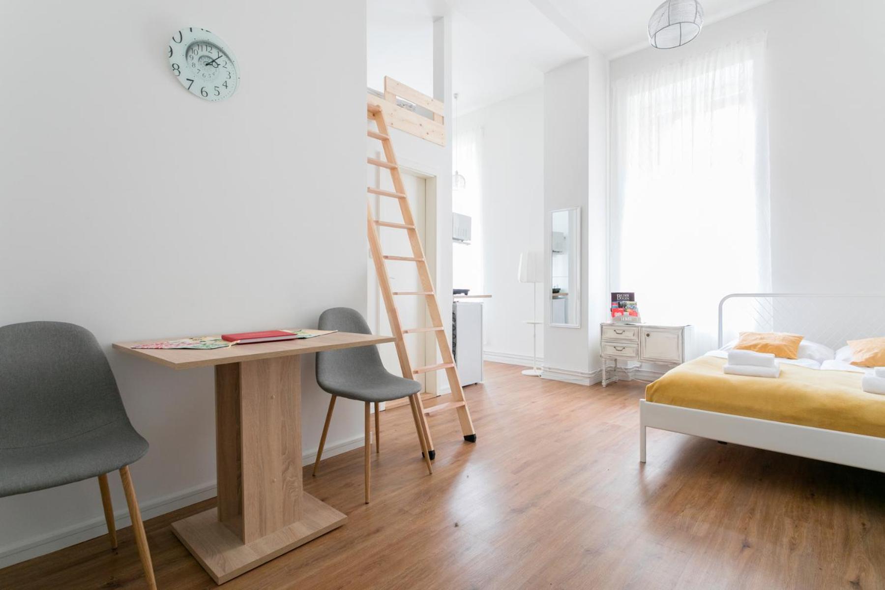 City Studio Apartment in Friedrichshain