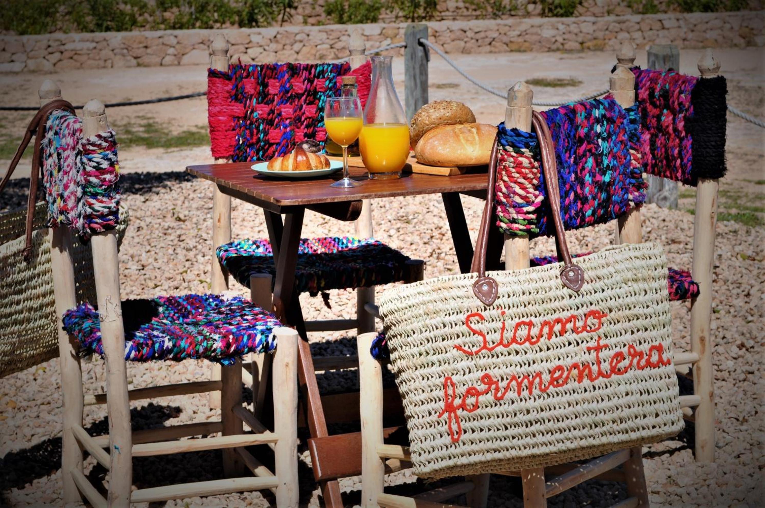 Siamoformentera Donatella