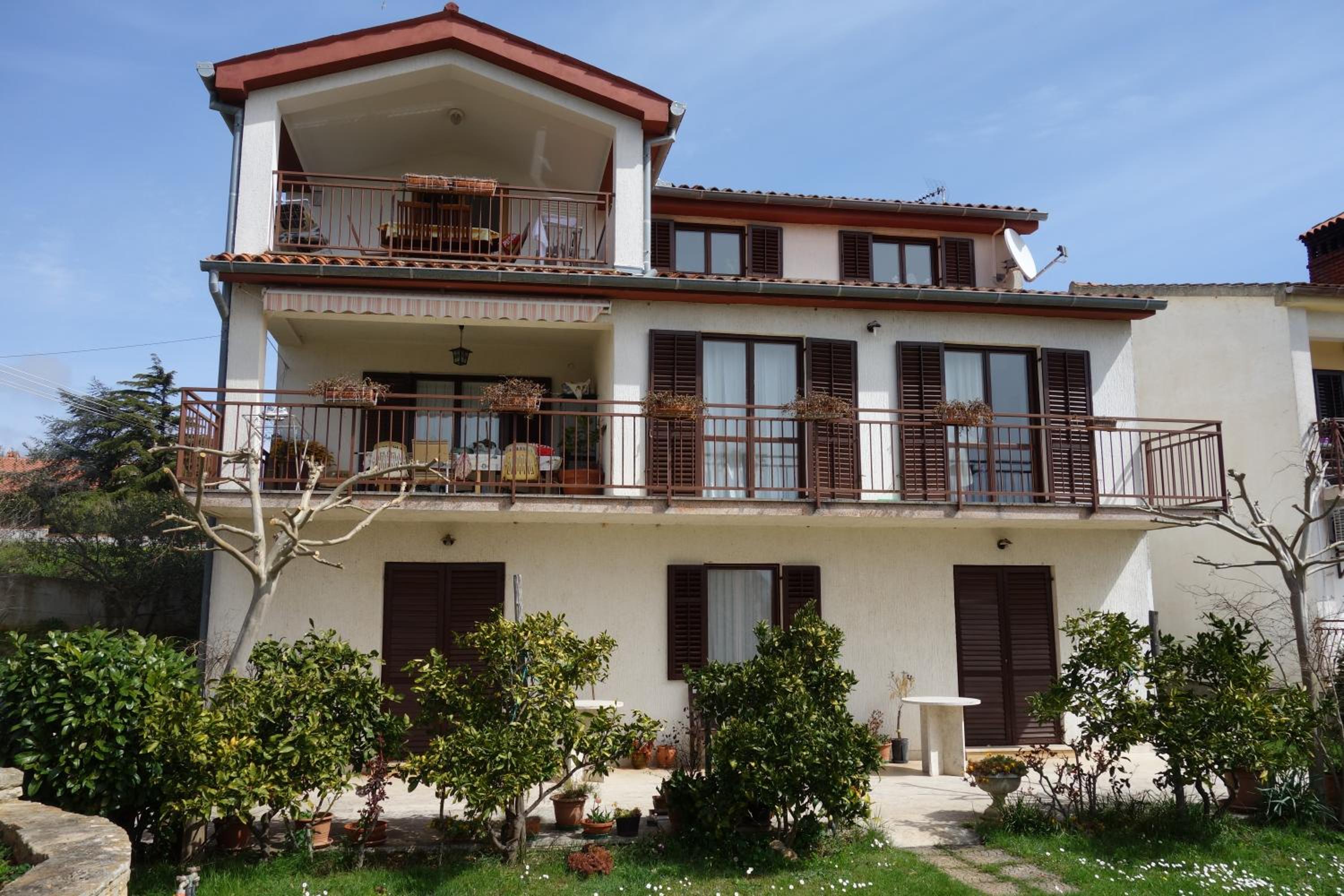 Istra 2 view 3