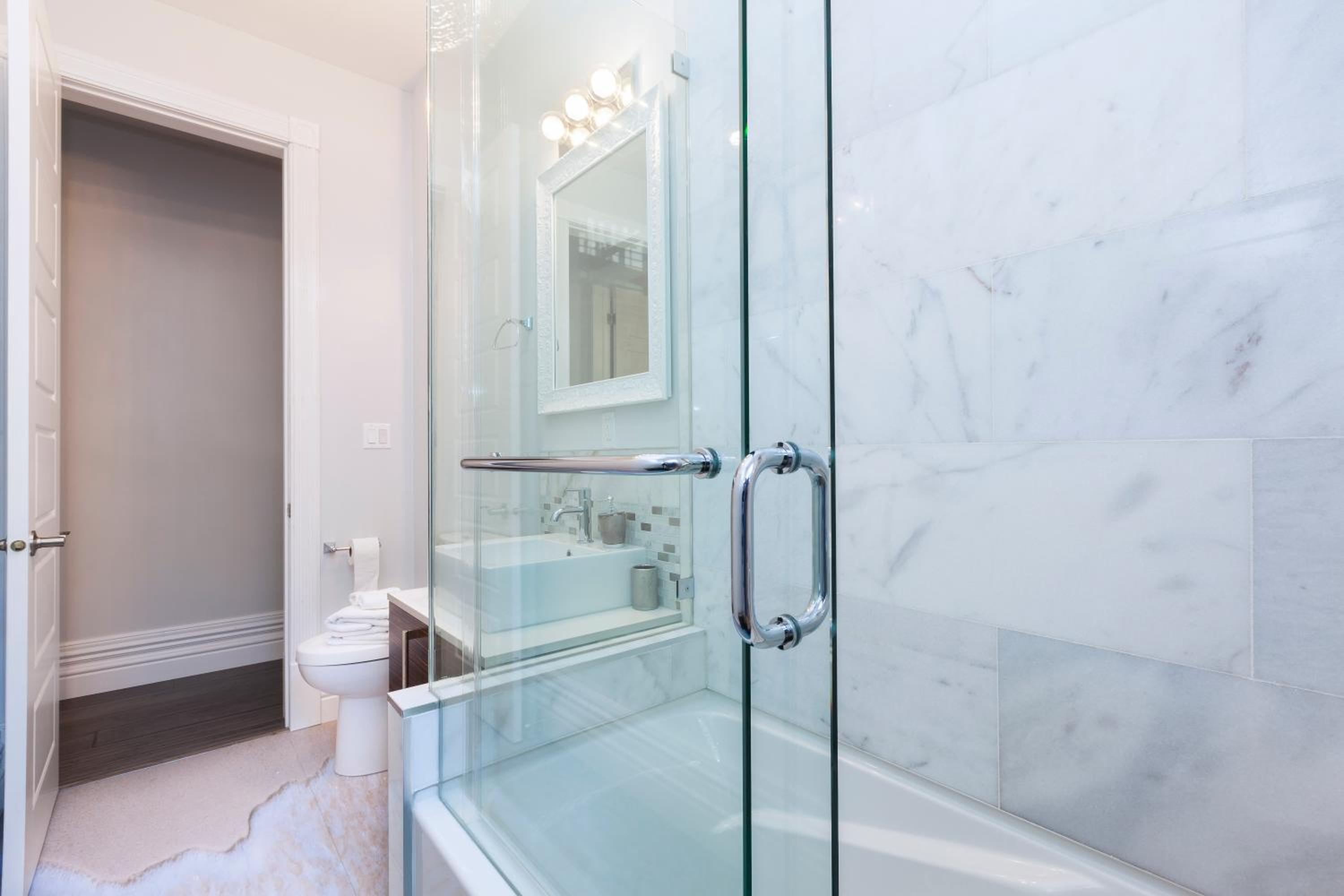 NB Urban Luxury Suites