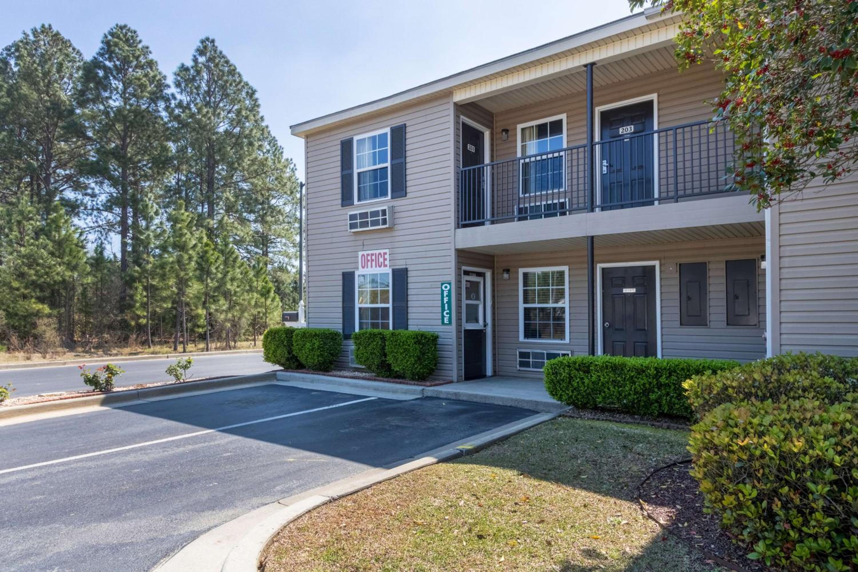 Statesboro Vacations - Studio 6-Statesboro, GA - Property Image 7