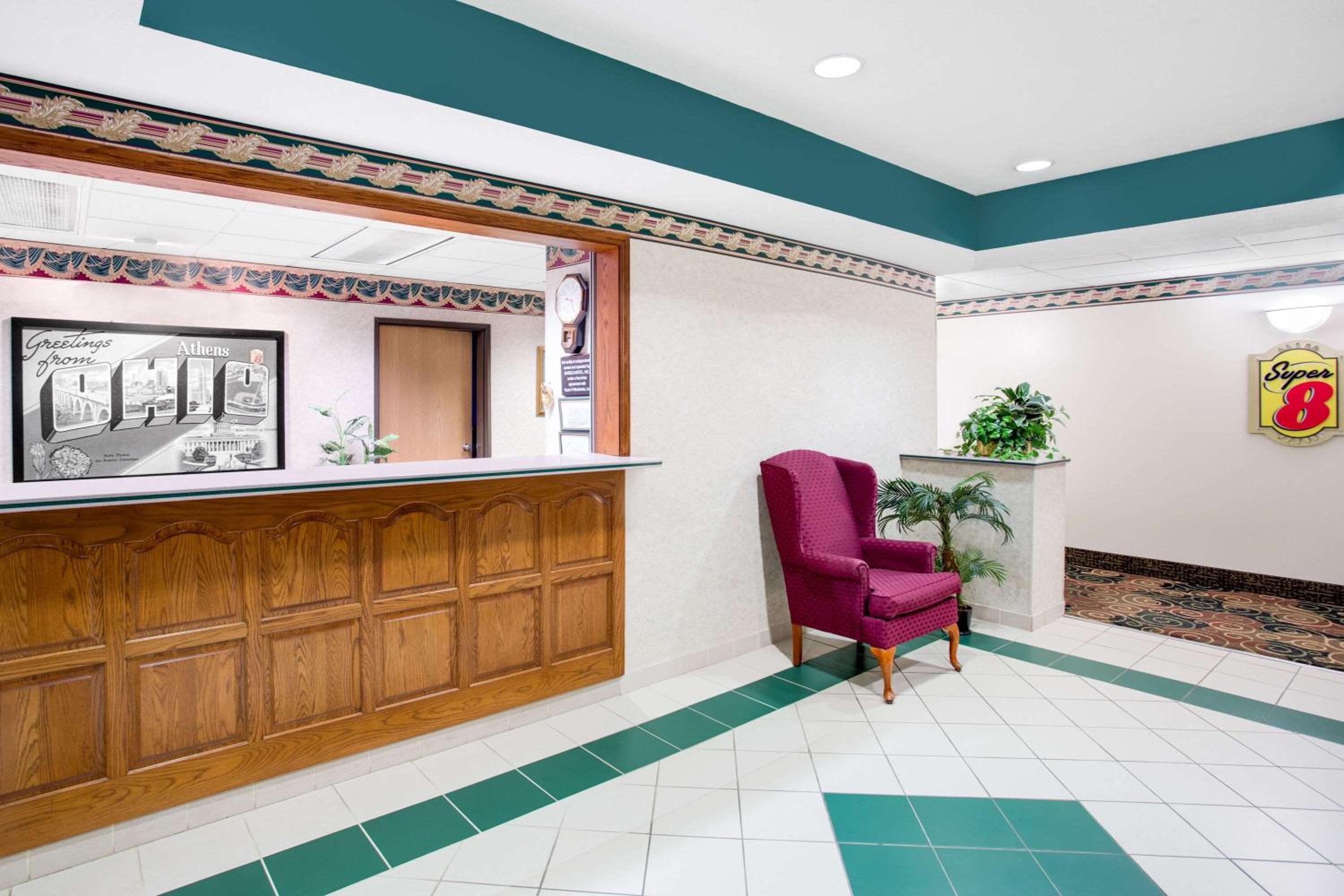 Athens Vacations - Super 8 by Wyndham Athens - Property Image 2
