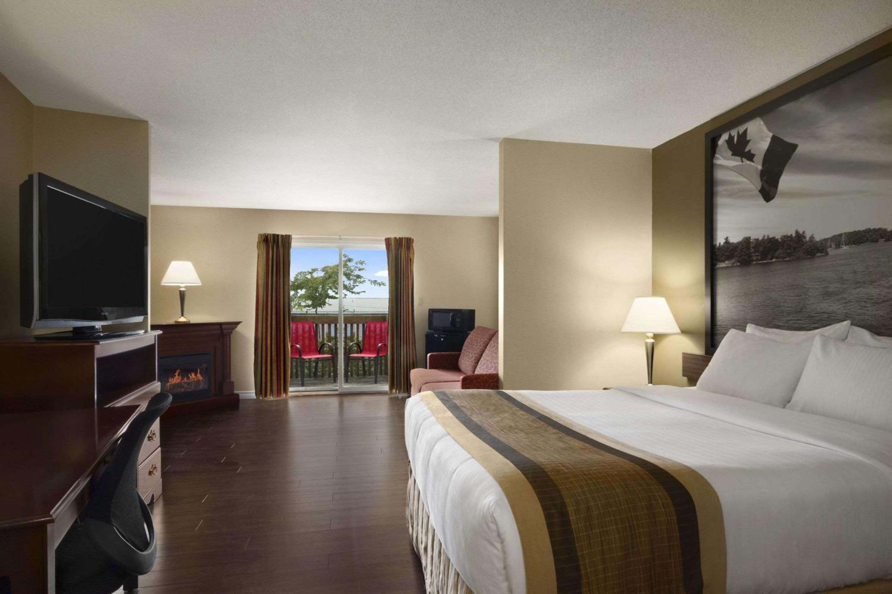 Brockville Vacations - Super 8 by Wyndham Brockville - Property Image 37