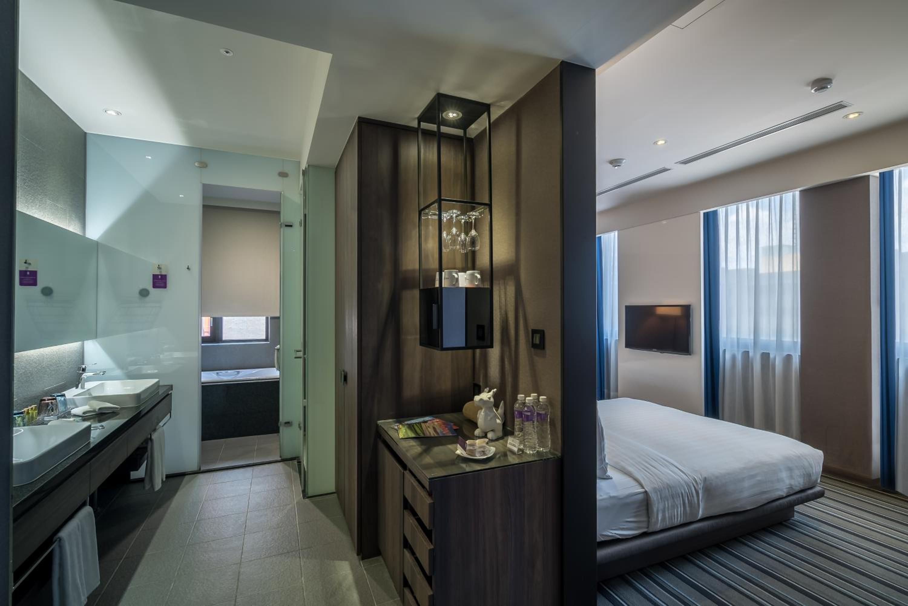 WESTGATE Hotel 40