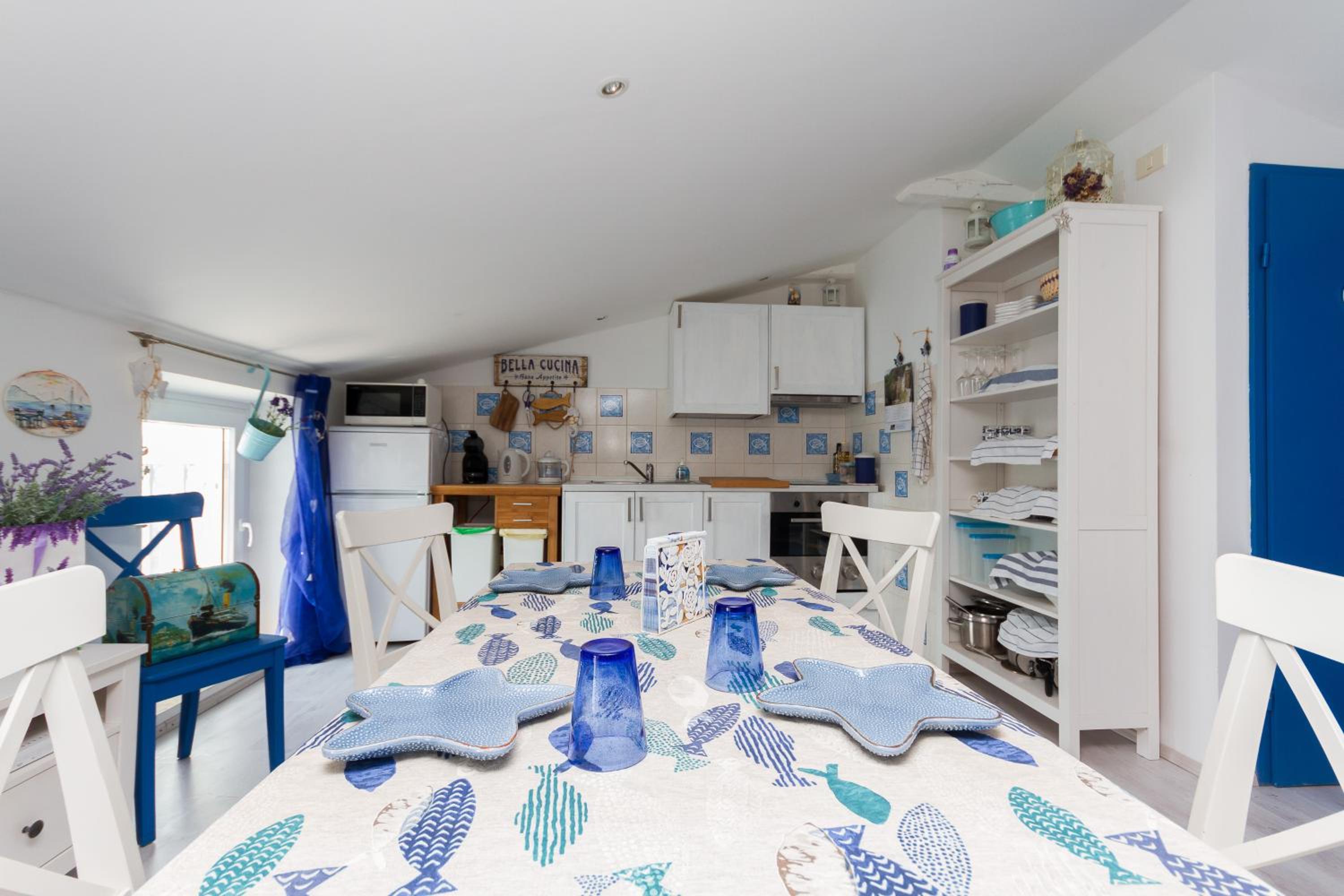 Blue Sea Apartment by Locap Group view 4