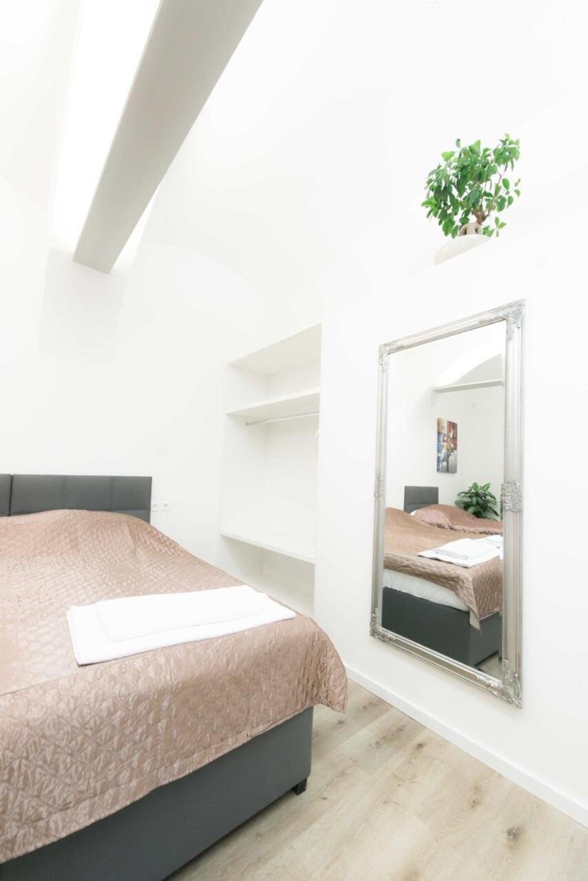 Apartma City & Free Parking view 5