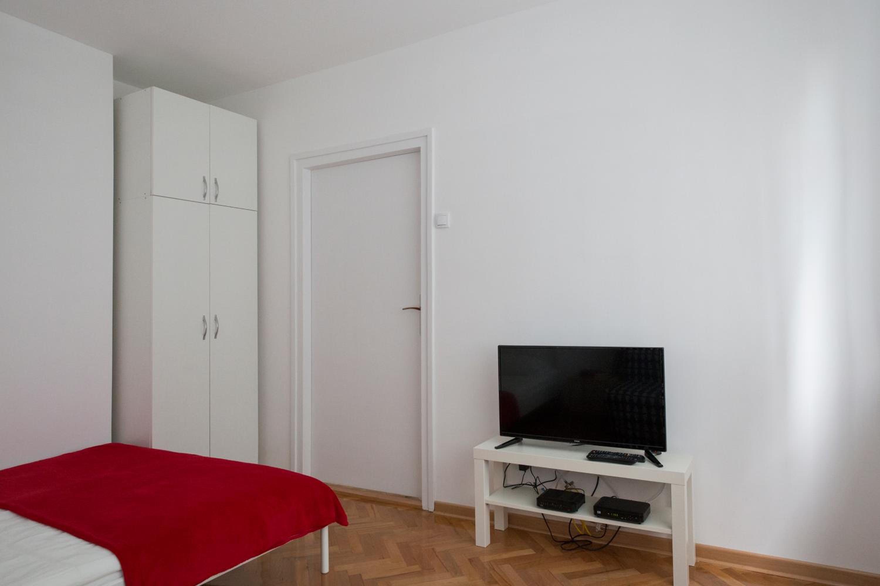 Apartment Slavija square/Clinical center of Serbia view 4