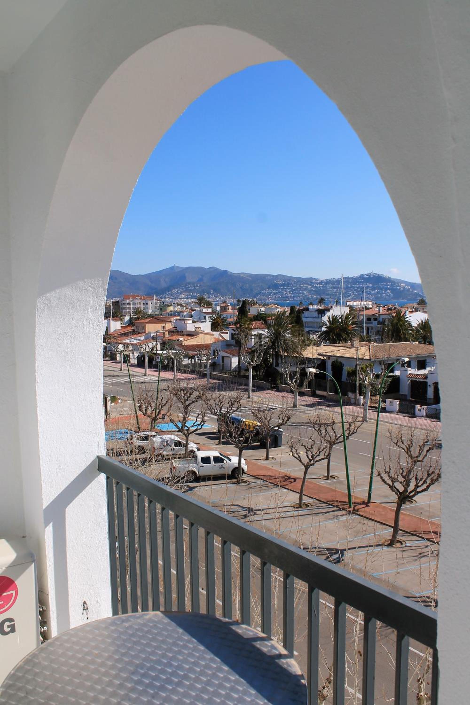 Absolute Apartment view 3