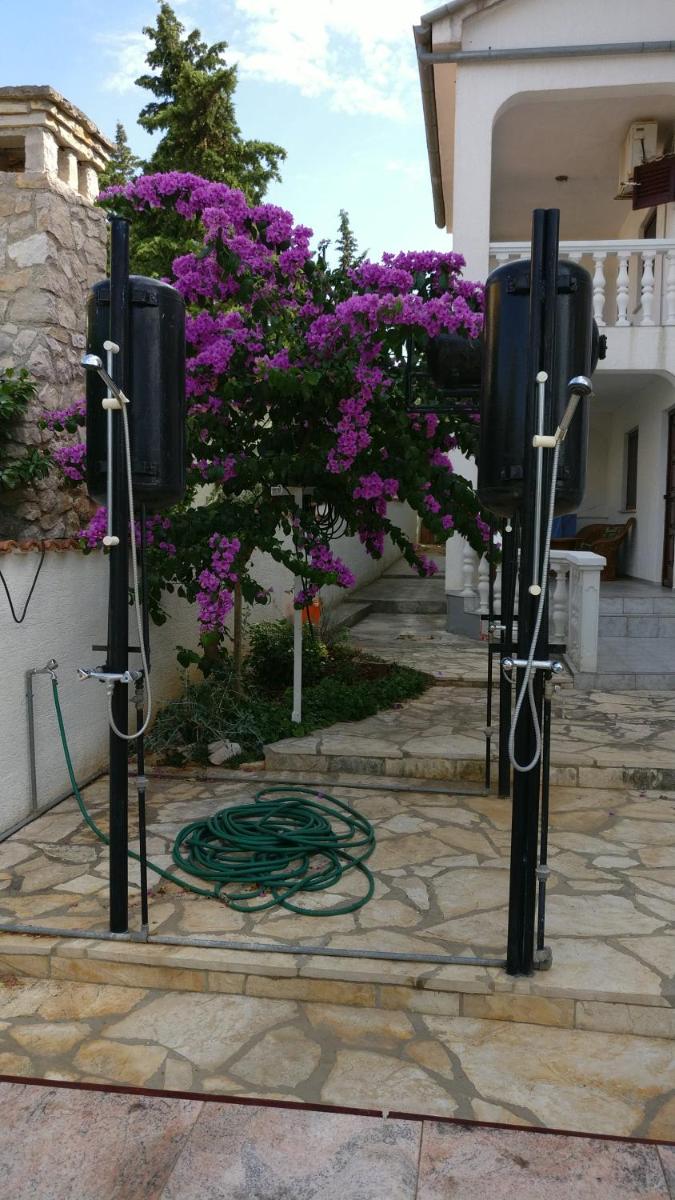 Photo 32