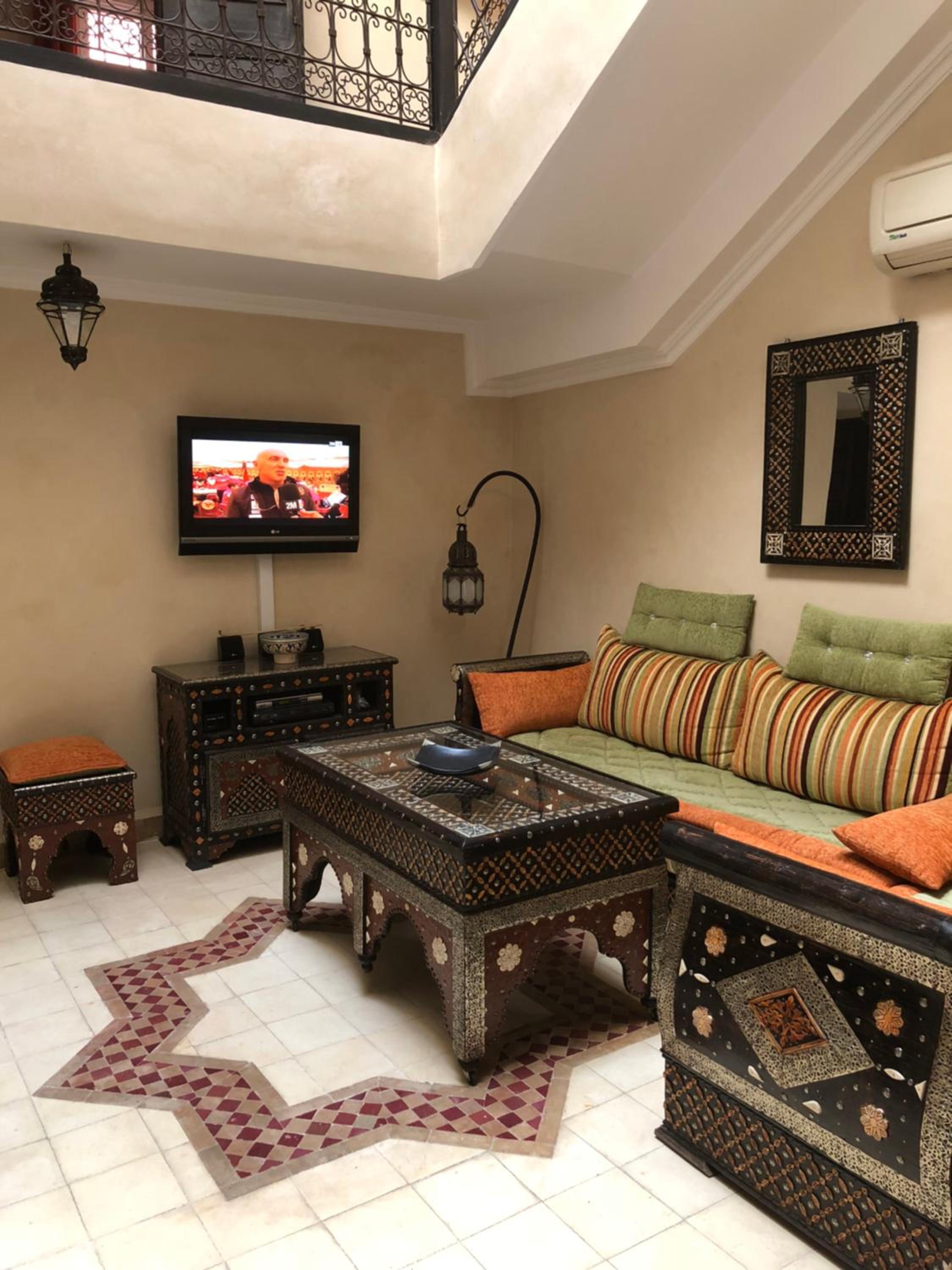 lounge
