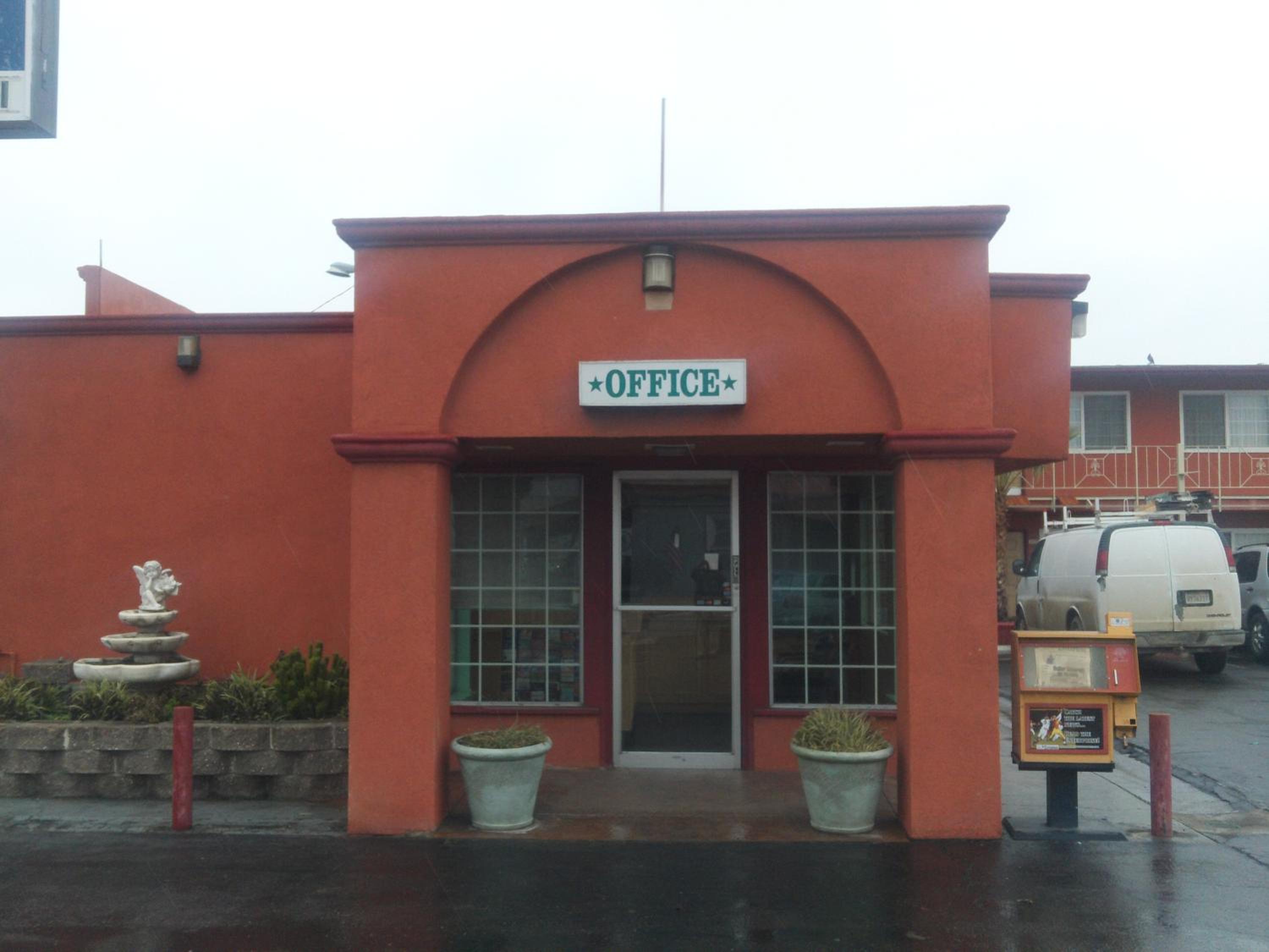 Sunstar Inn Los Banos near I-5 view 5