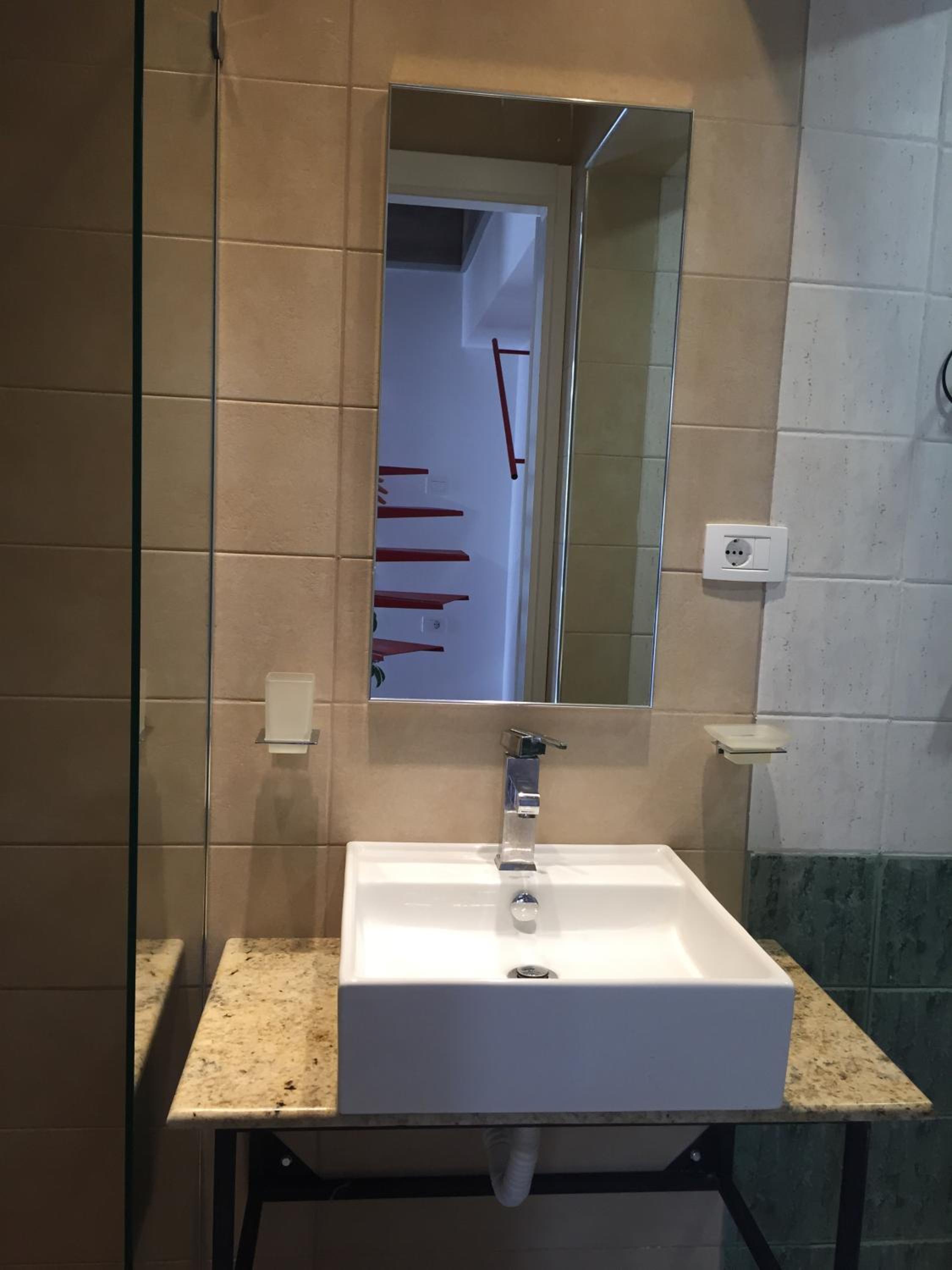 Andi Apartments